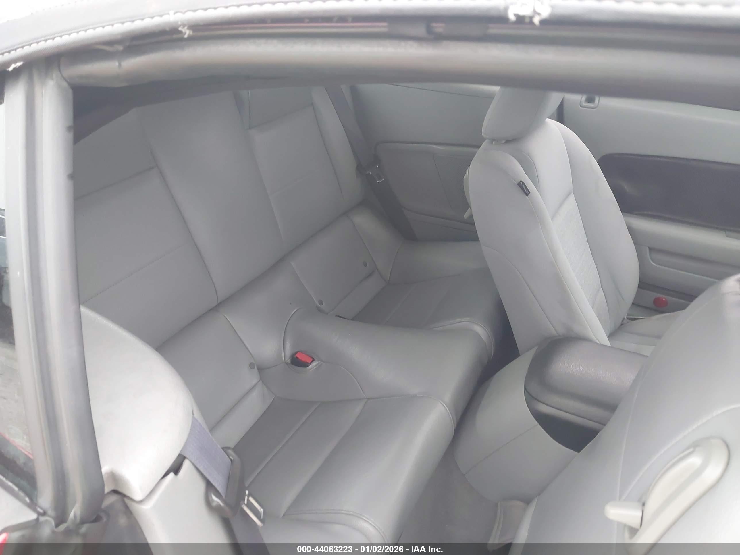 FORD MUSTANG image 8