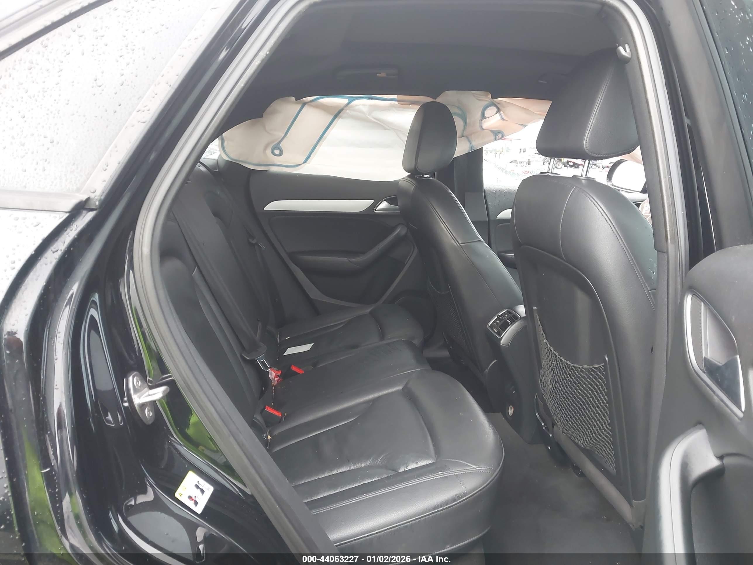 AUDI Q3 image 8