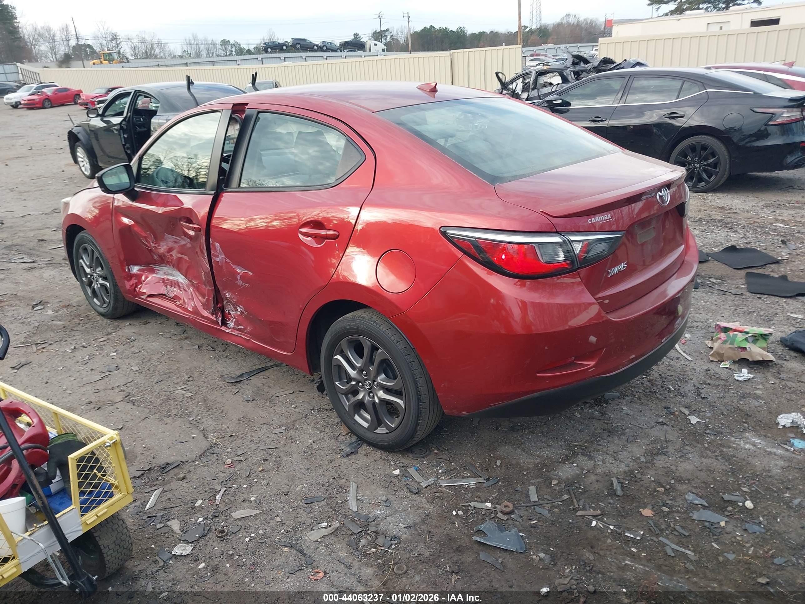 TOYOTA YARIS image 3