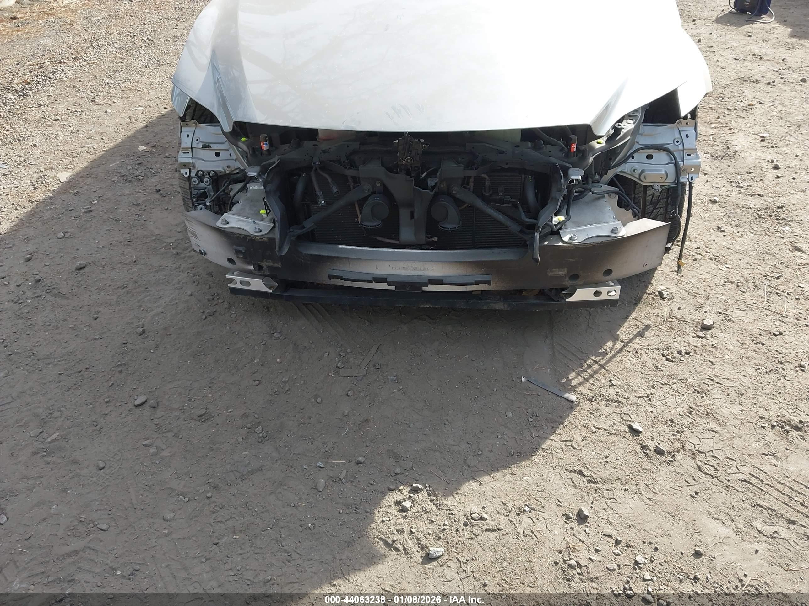 LEXUS LS image 6