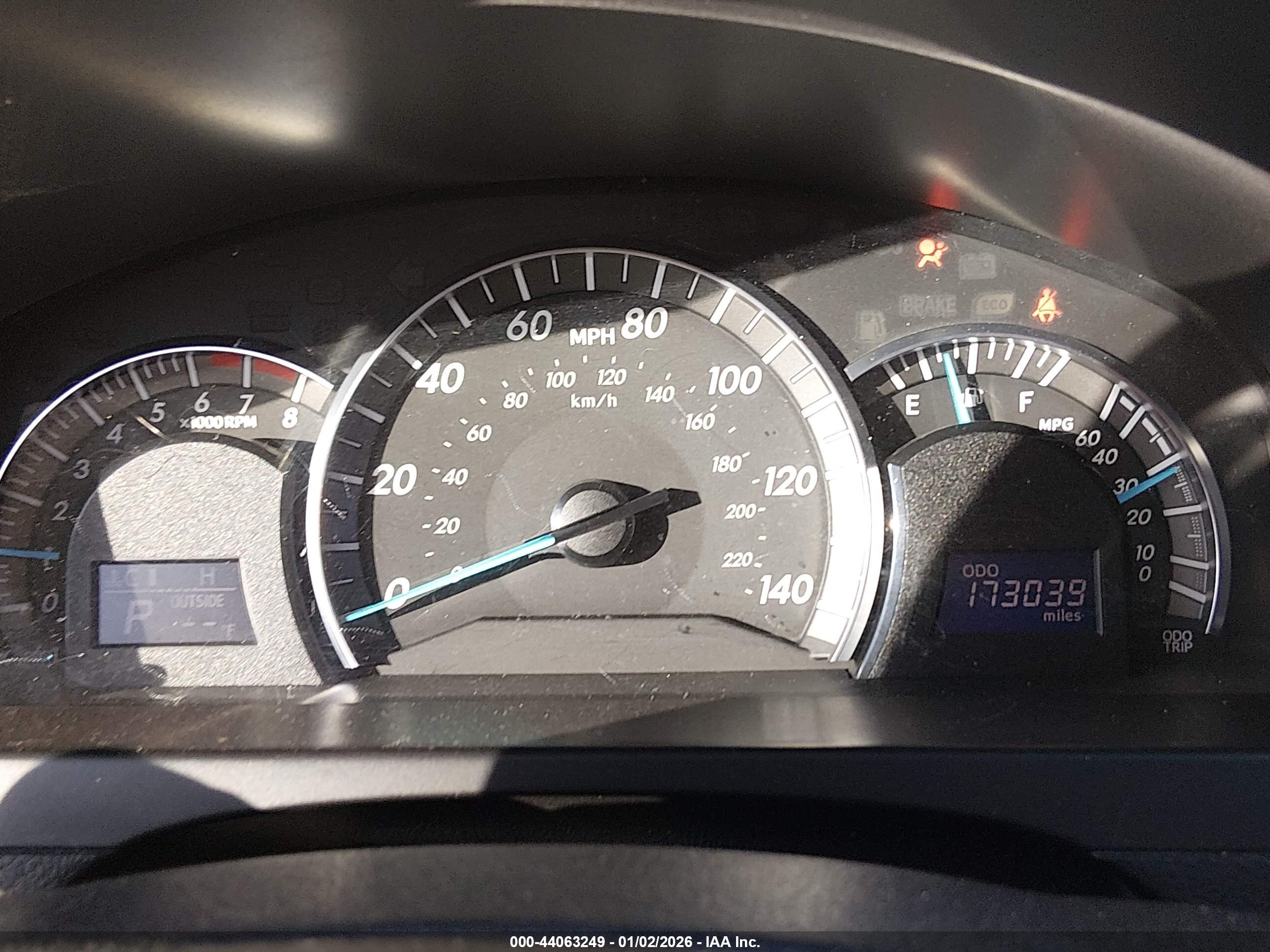 TOYOTA CAMRY image 7