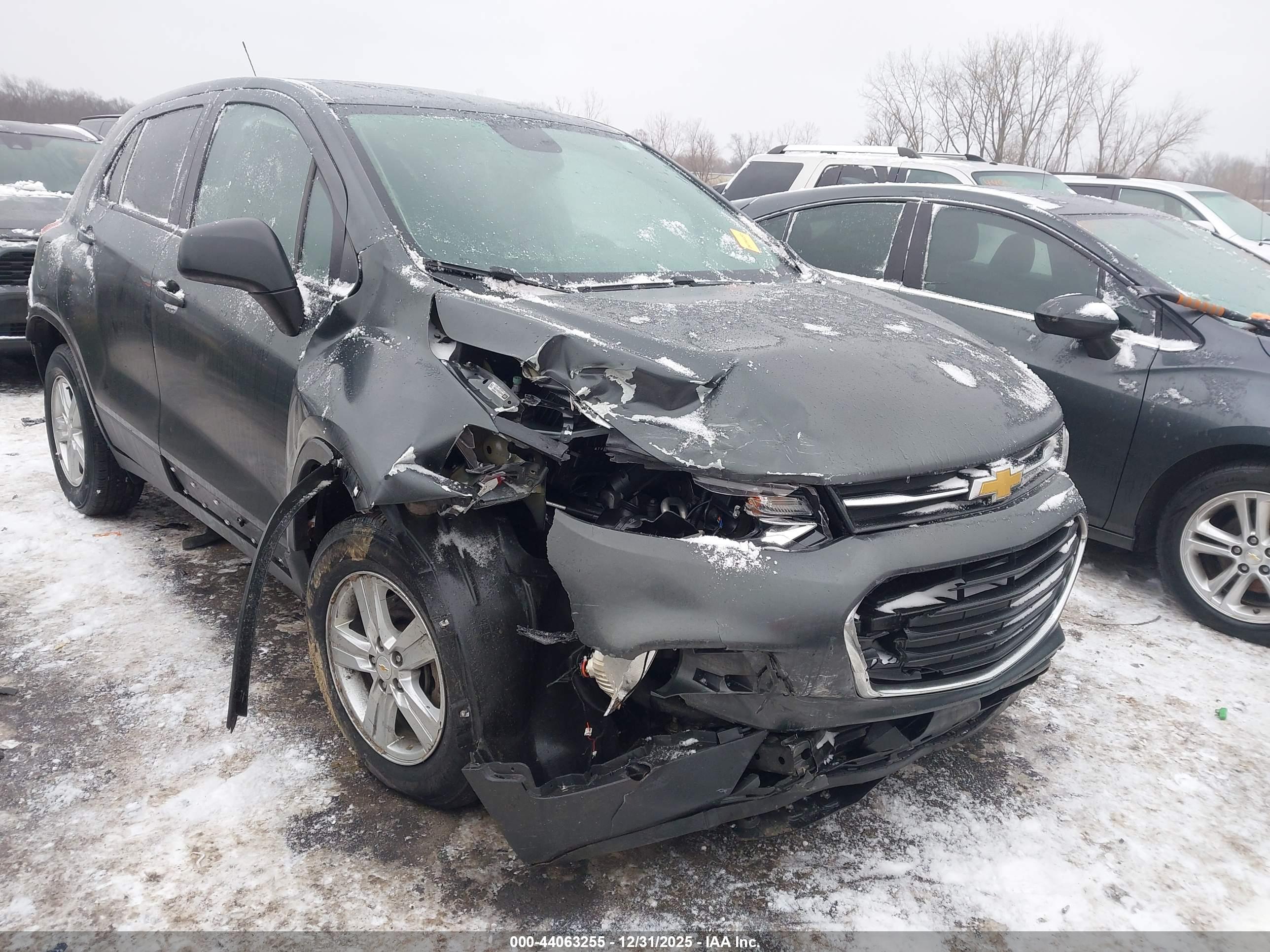 CHEVROLET TRAX image 6