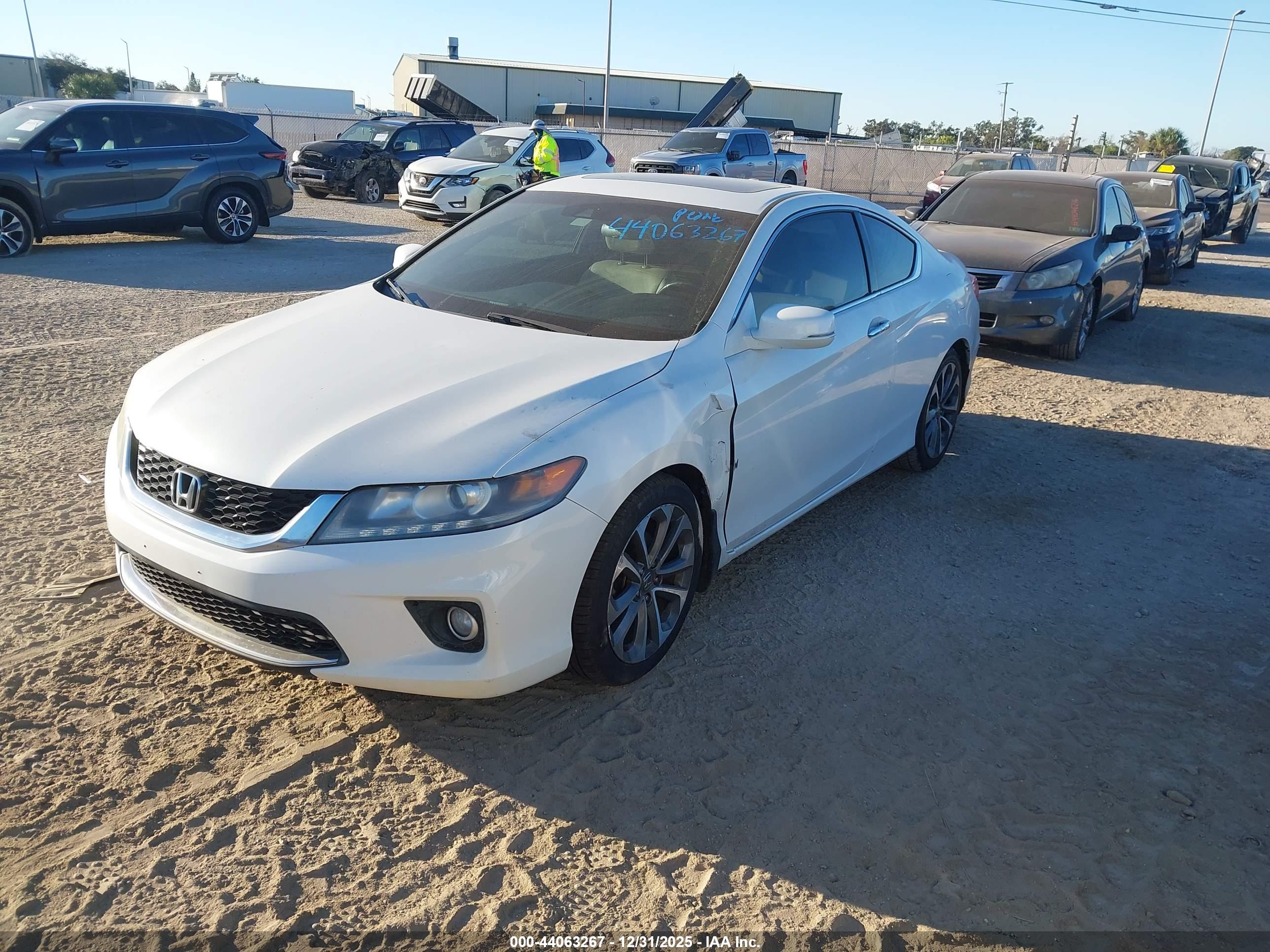 HONDA ACCORD image 2