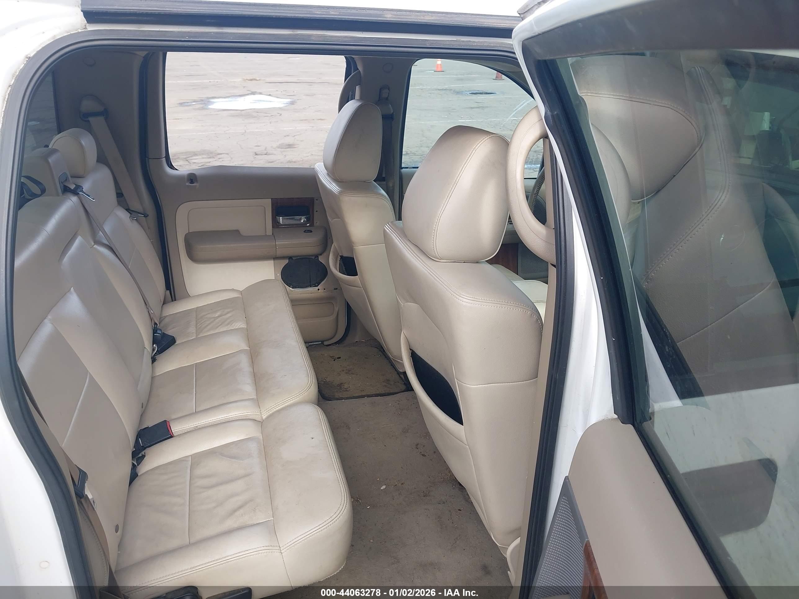 FORD F-150 image 8