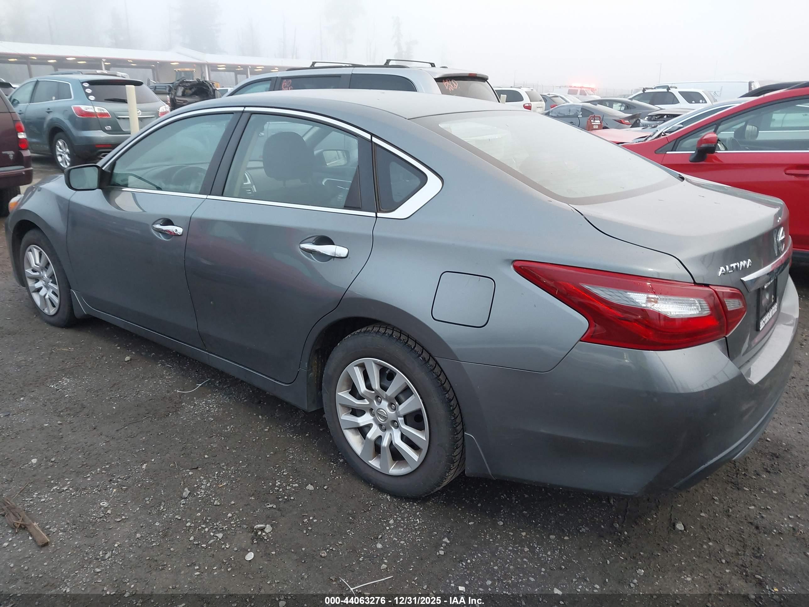 NISSAN ALTIMA image 3