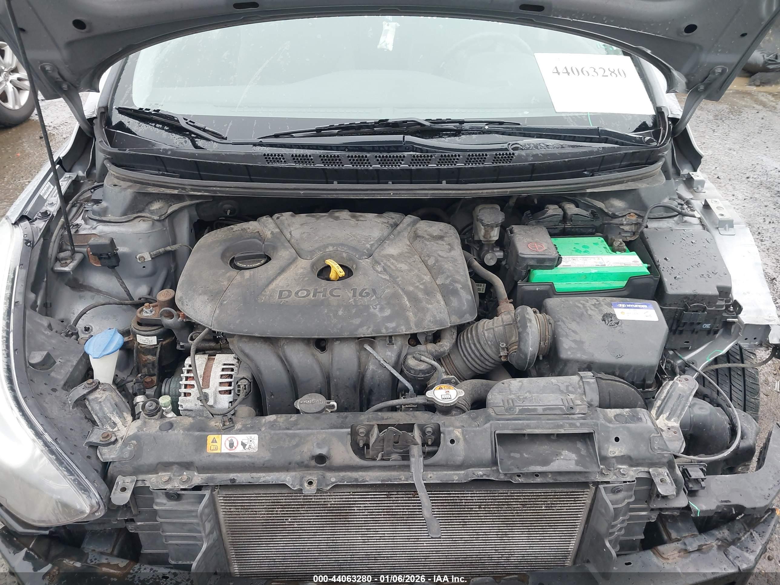 HYUNDAI ELANTRA image 10