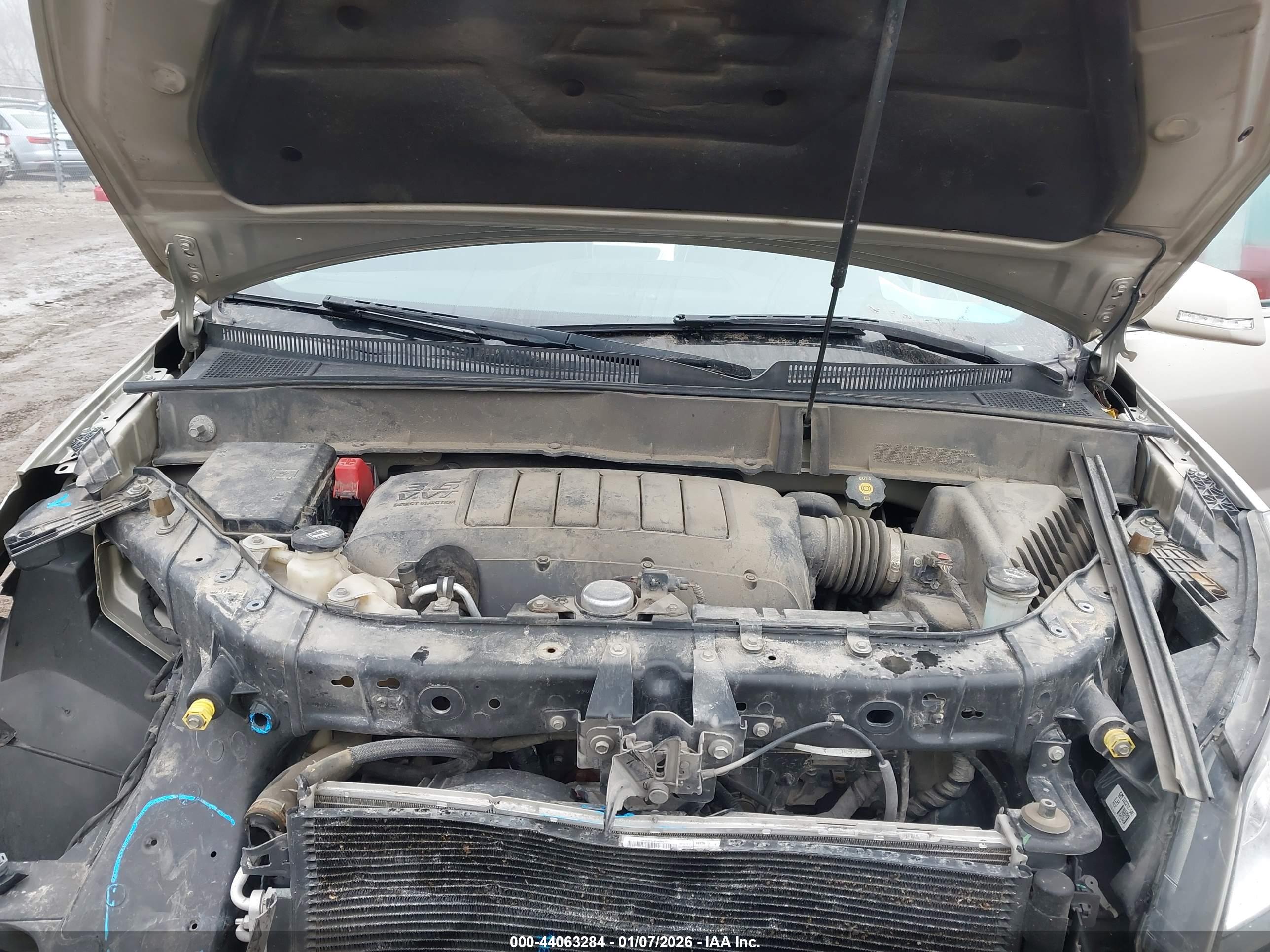 CHEVROLET TRAVERSE image 10