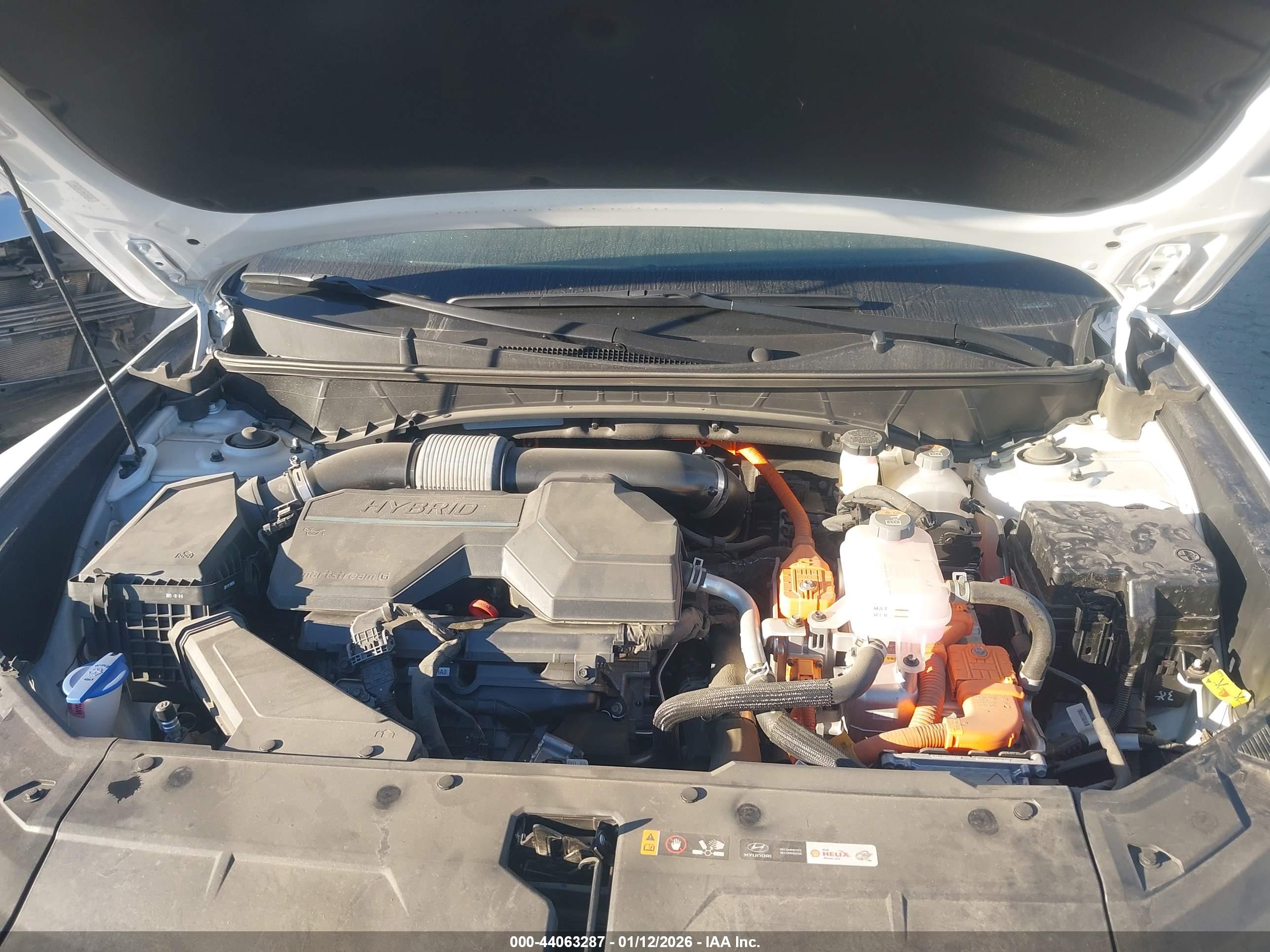 HYUNDAI TUCSON image 10