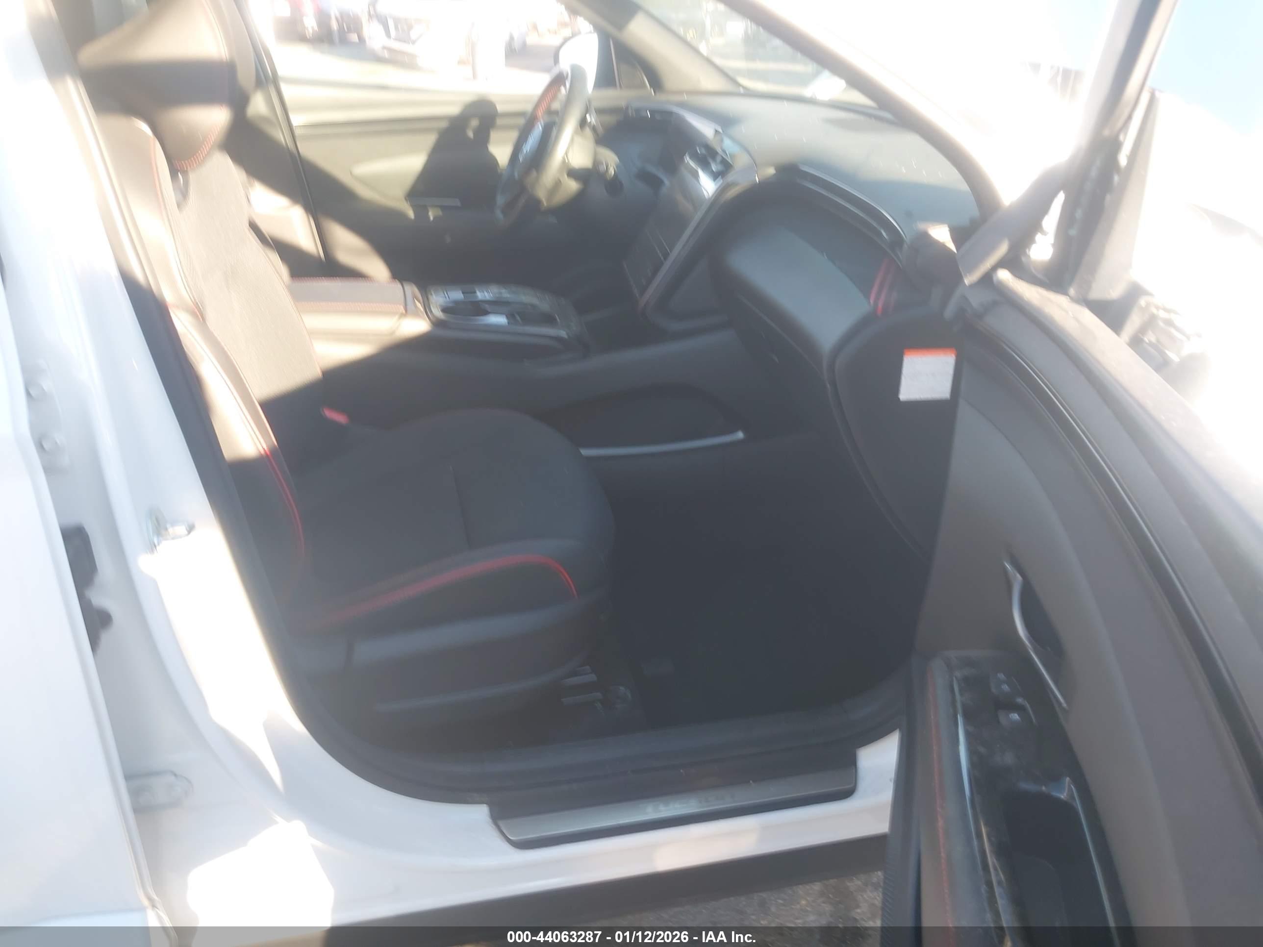 HYUNDAI TUCSON image 5