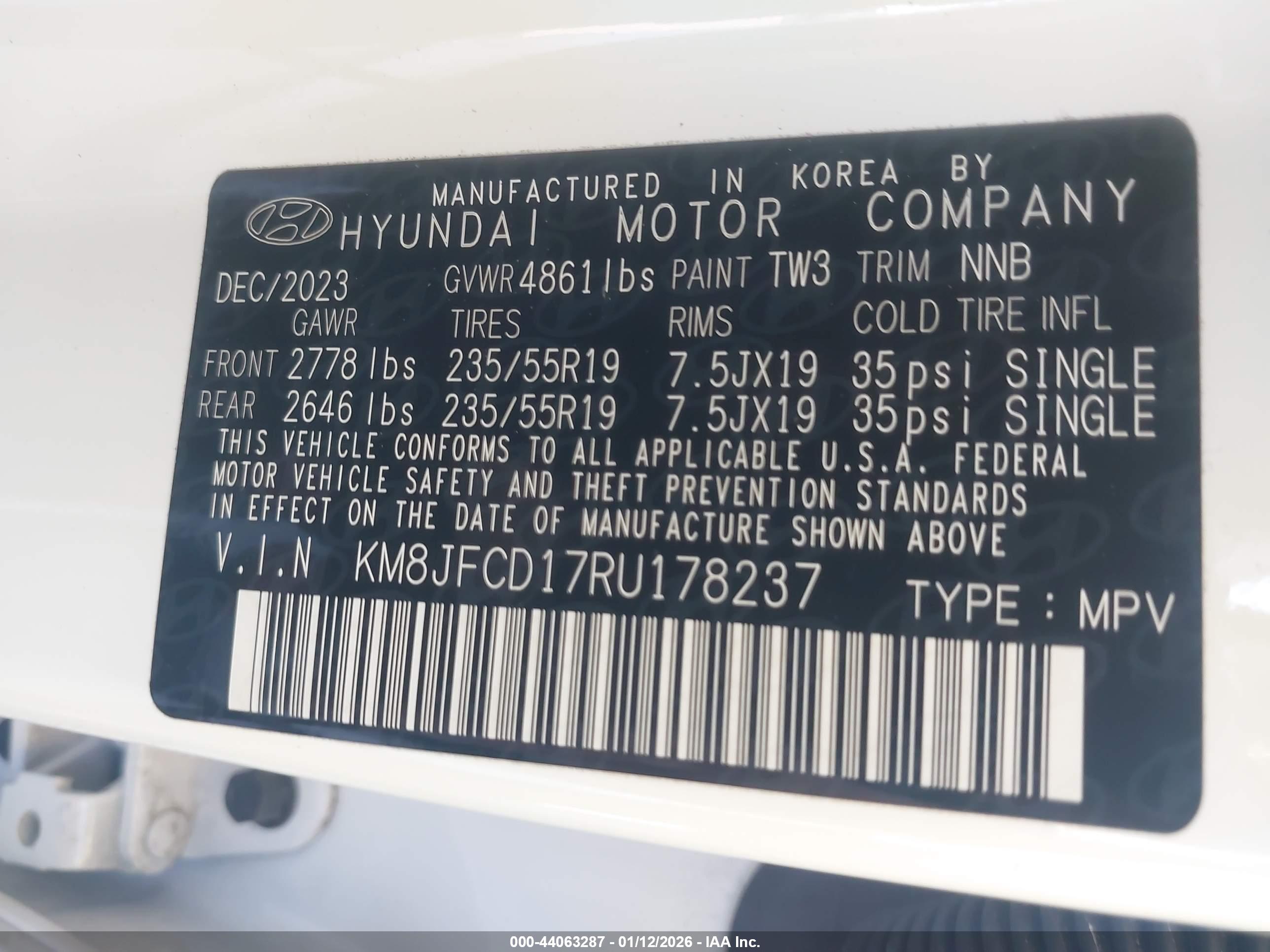HYUNDAI TUCSON image 9