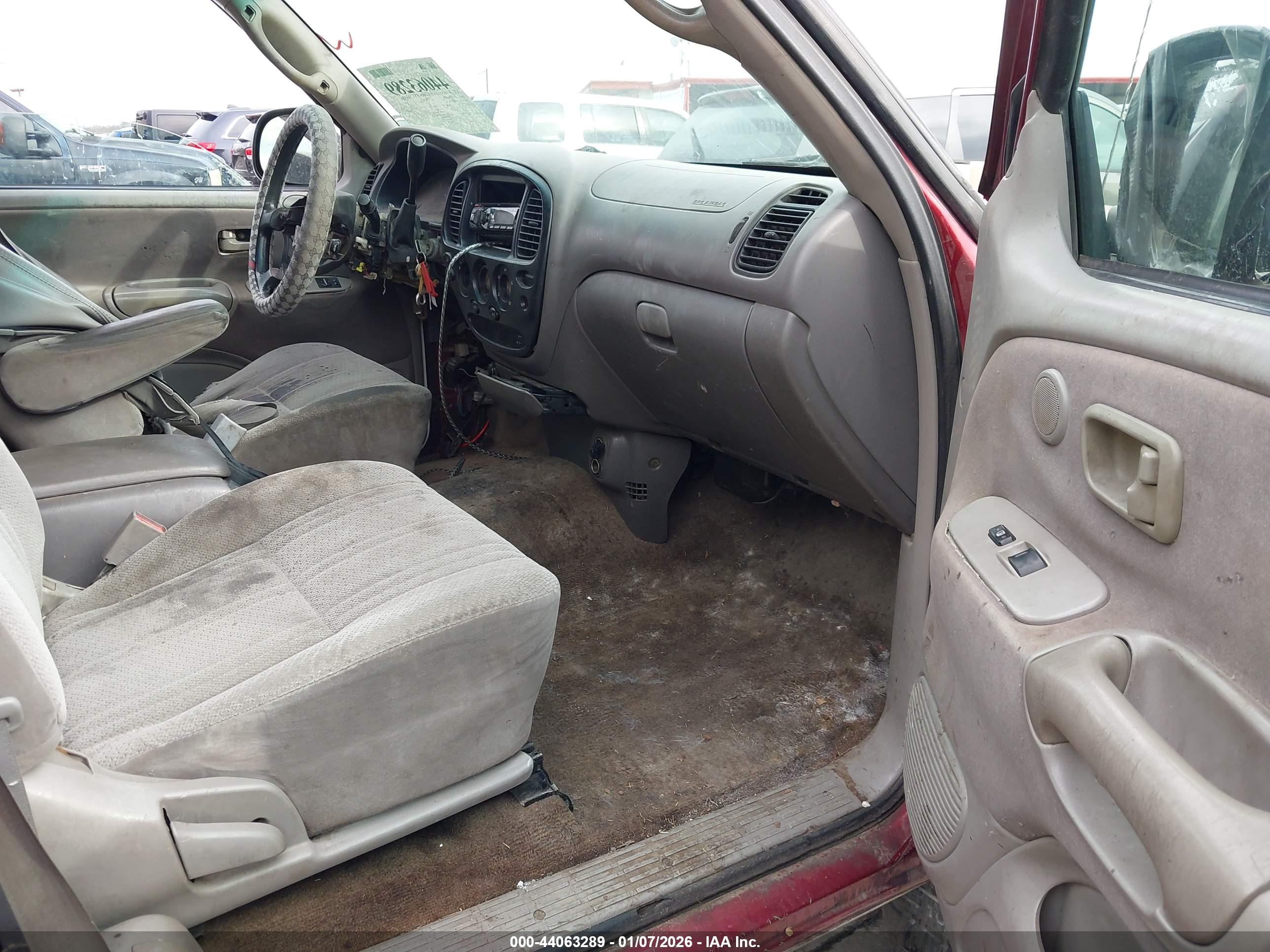 TOYOTA TUNDRA image 5