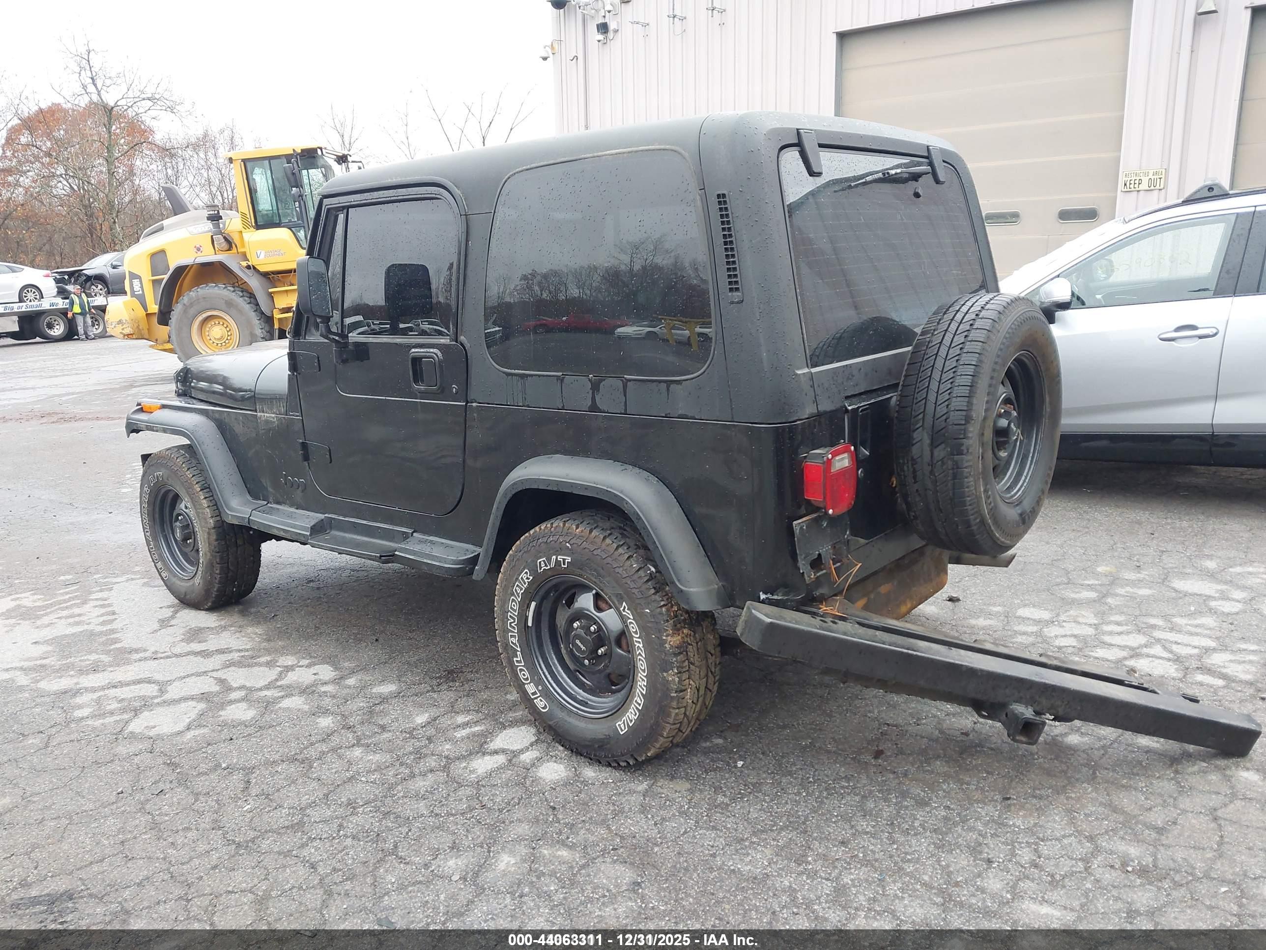 JEEP WRANGLER image 3