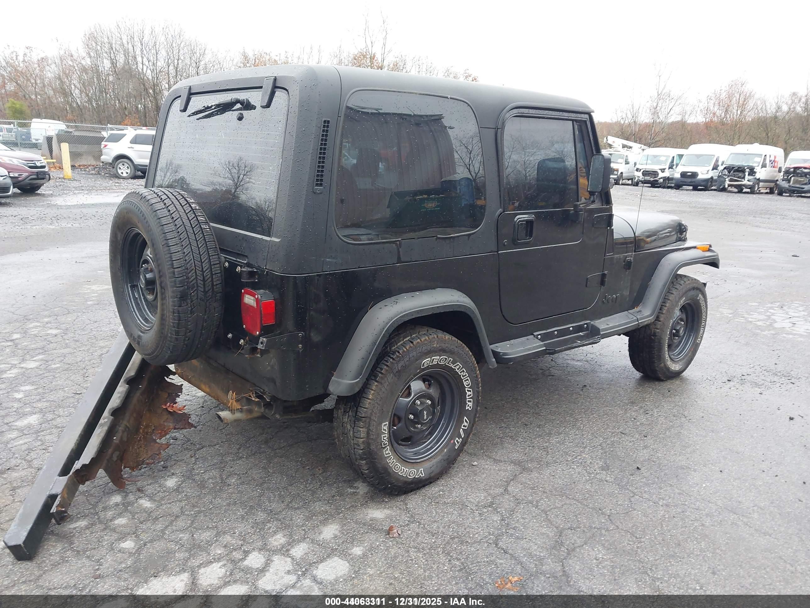 JEEP WRANGLER image 4
