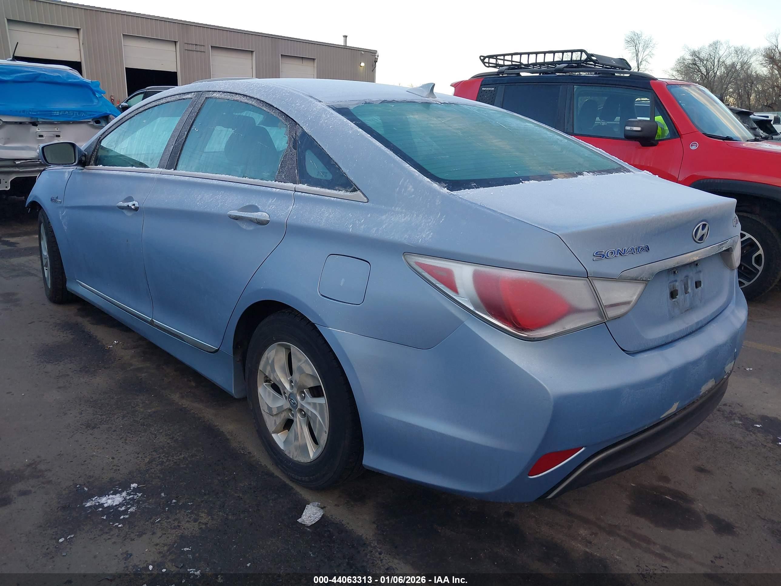 HYUNDAI SONATA image 3