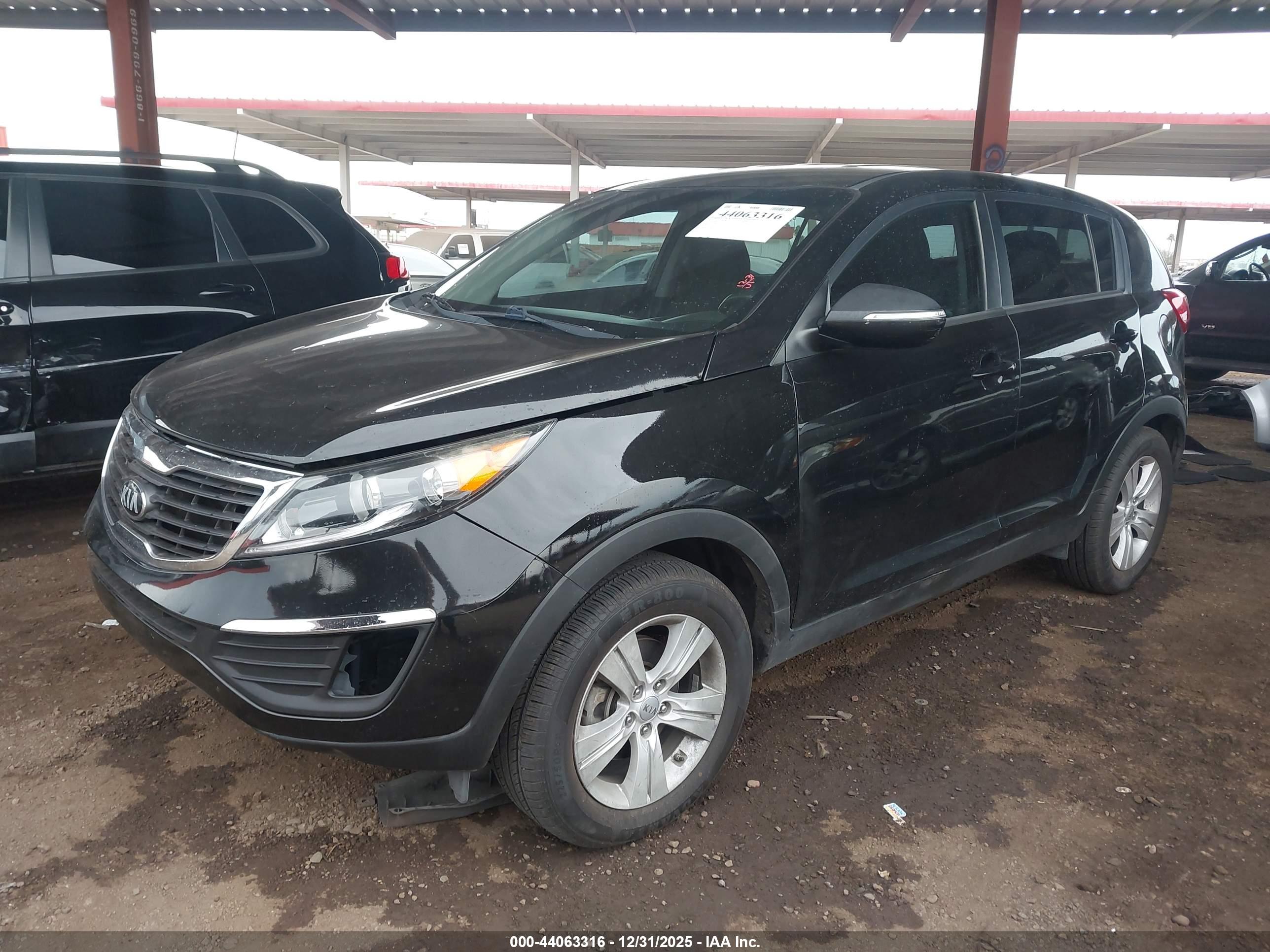 KIA SPORTAGE image 2
