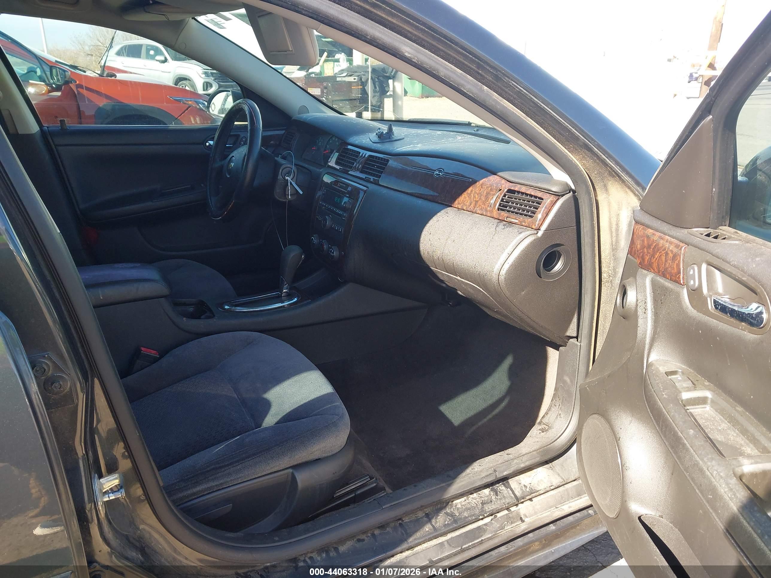 CHEVROLET IMPALA image 5