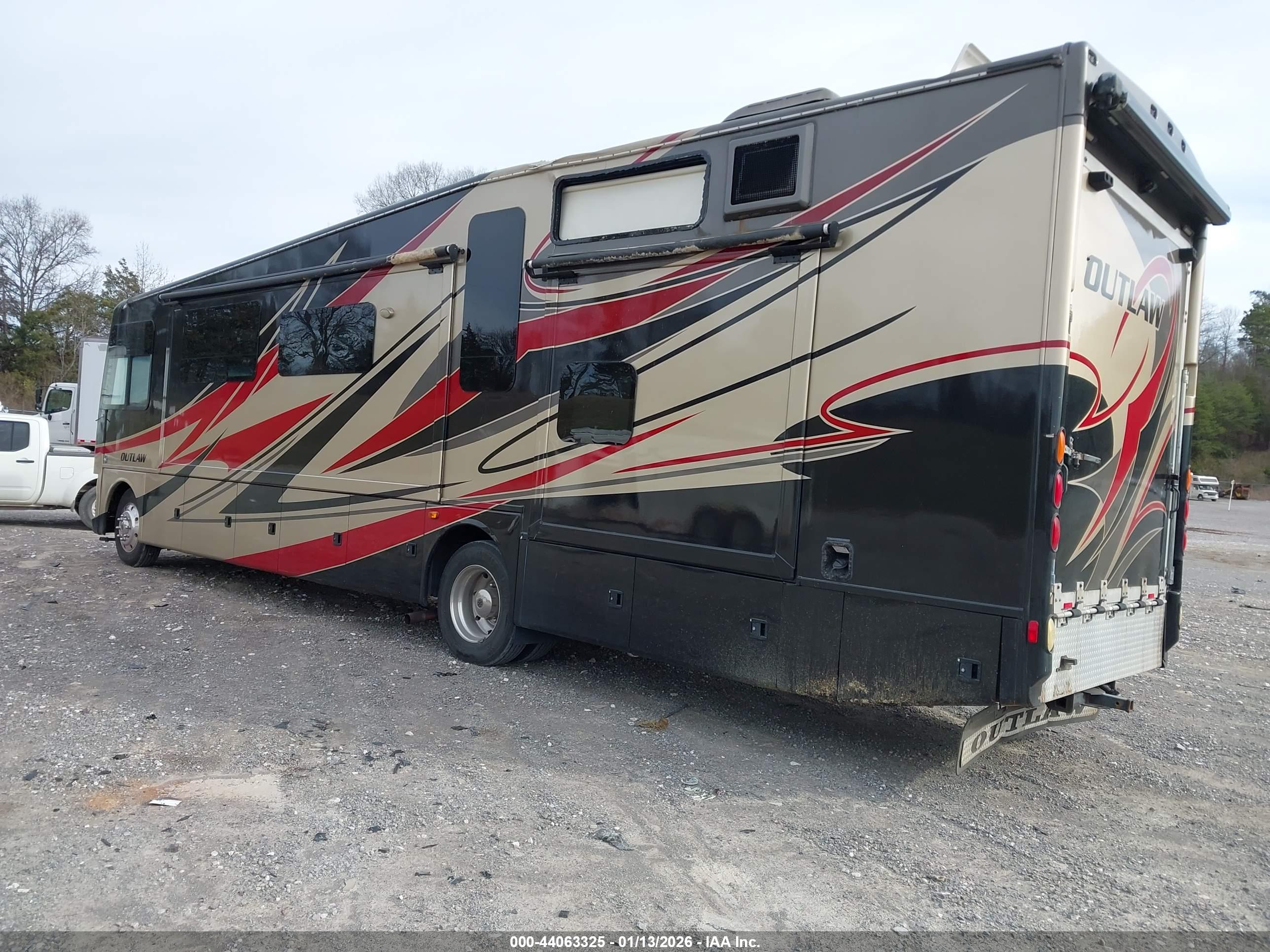 FORD F53 image 3
