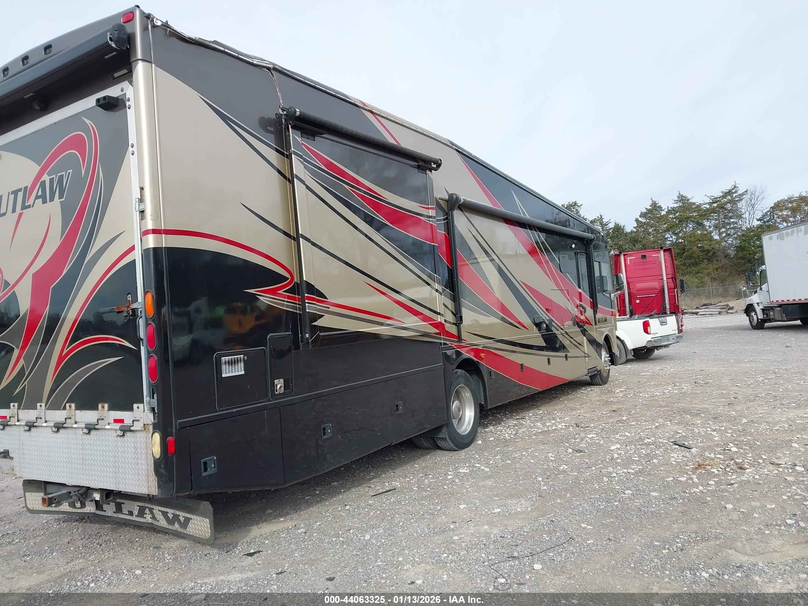 FORD F53 image 4
