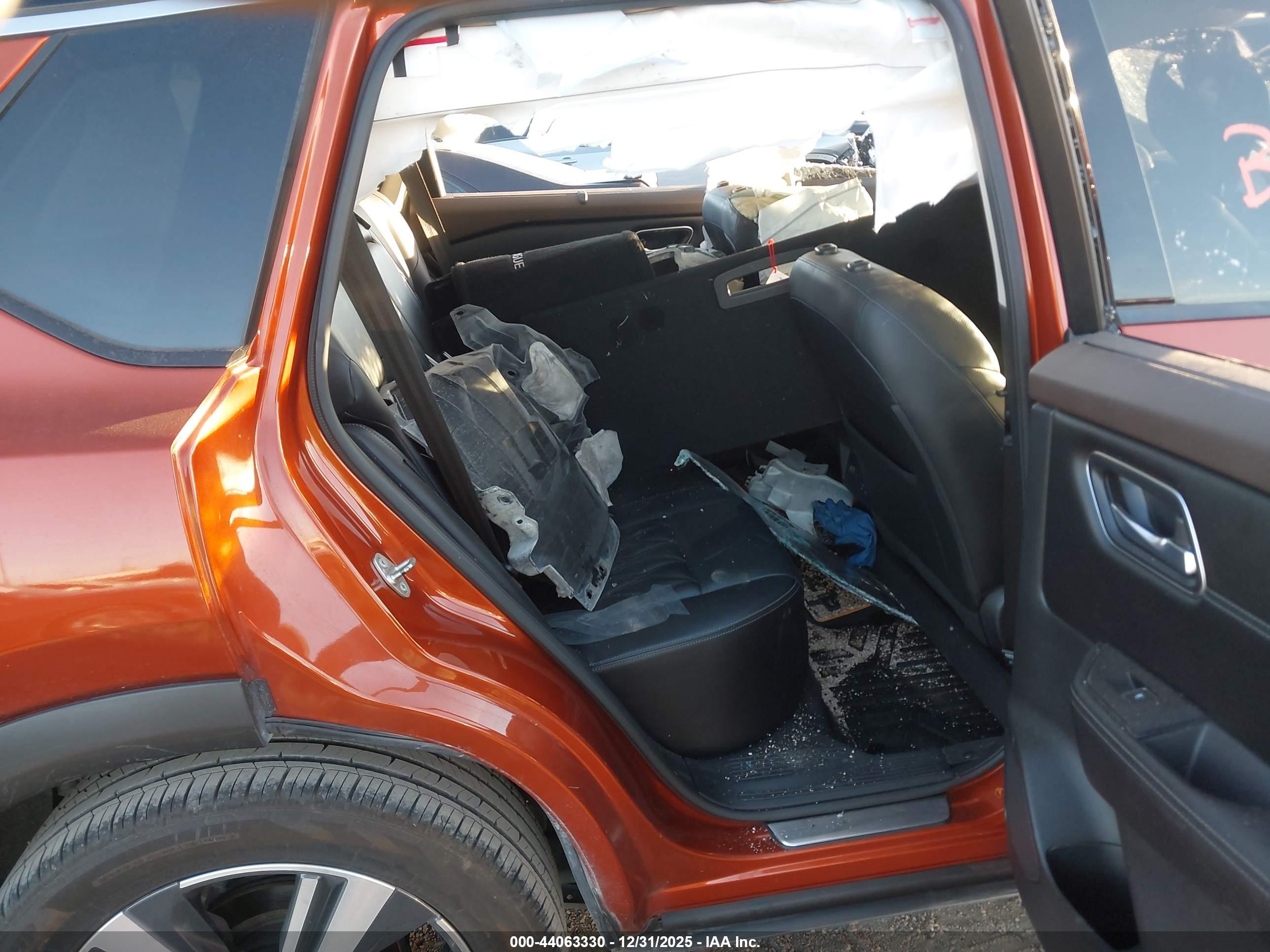 NISSAN ROGUE image 8