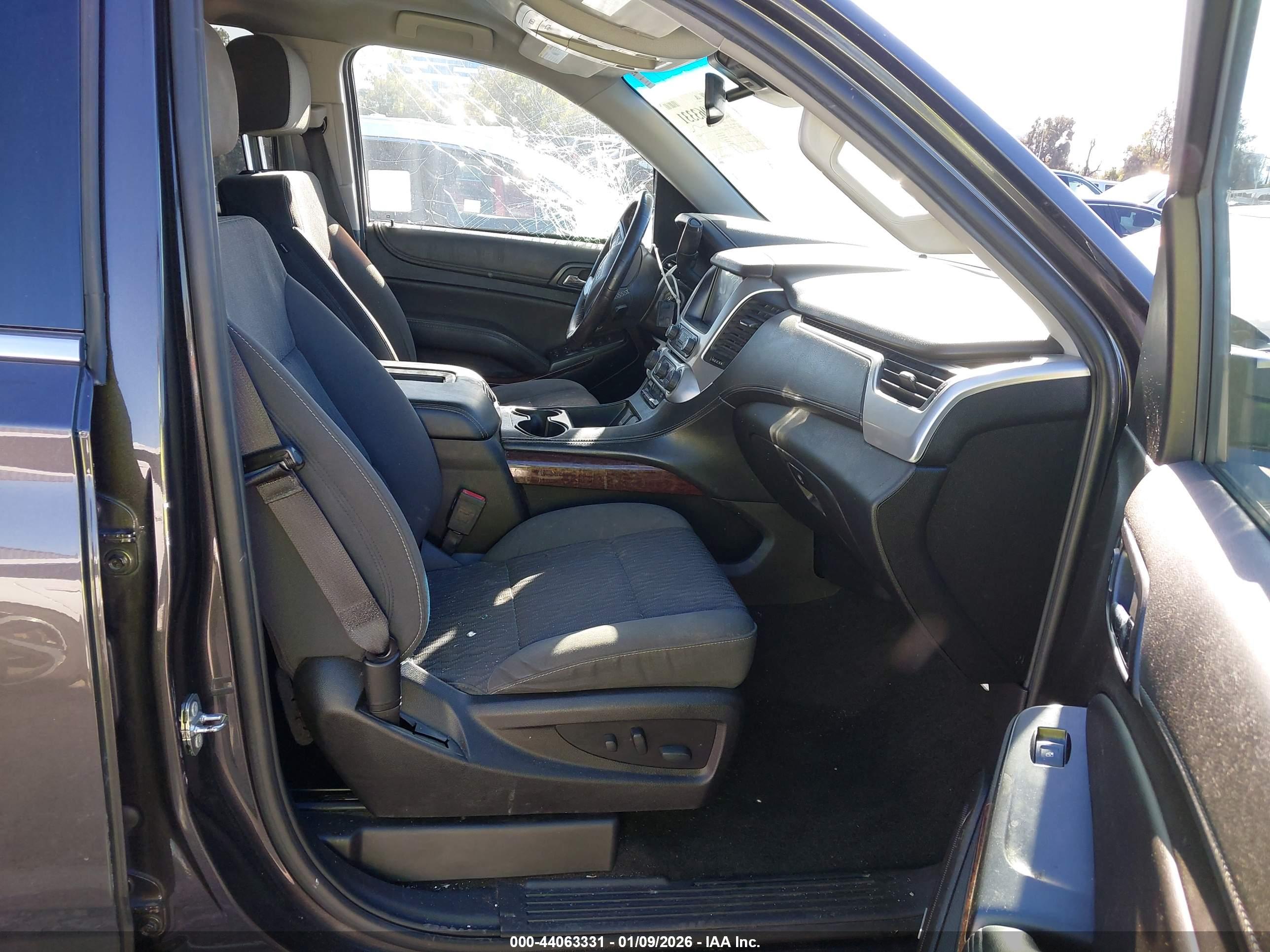 GMC YUKON image 5