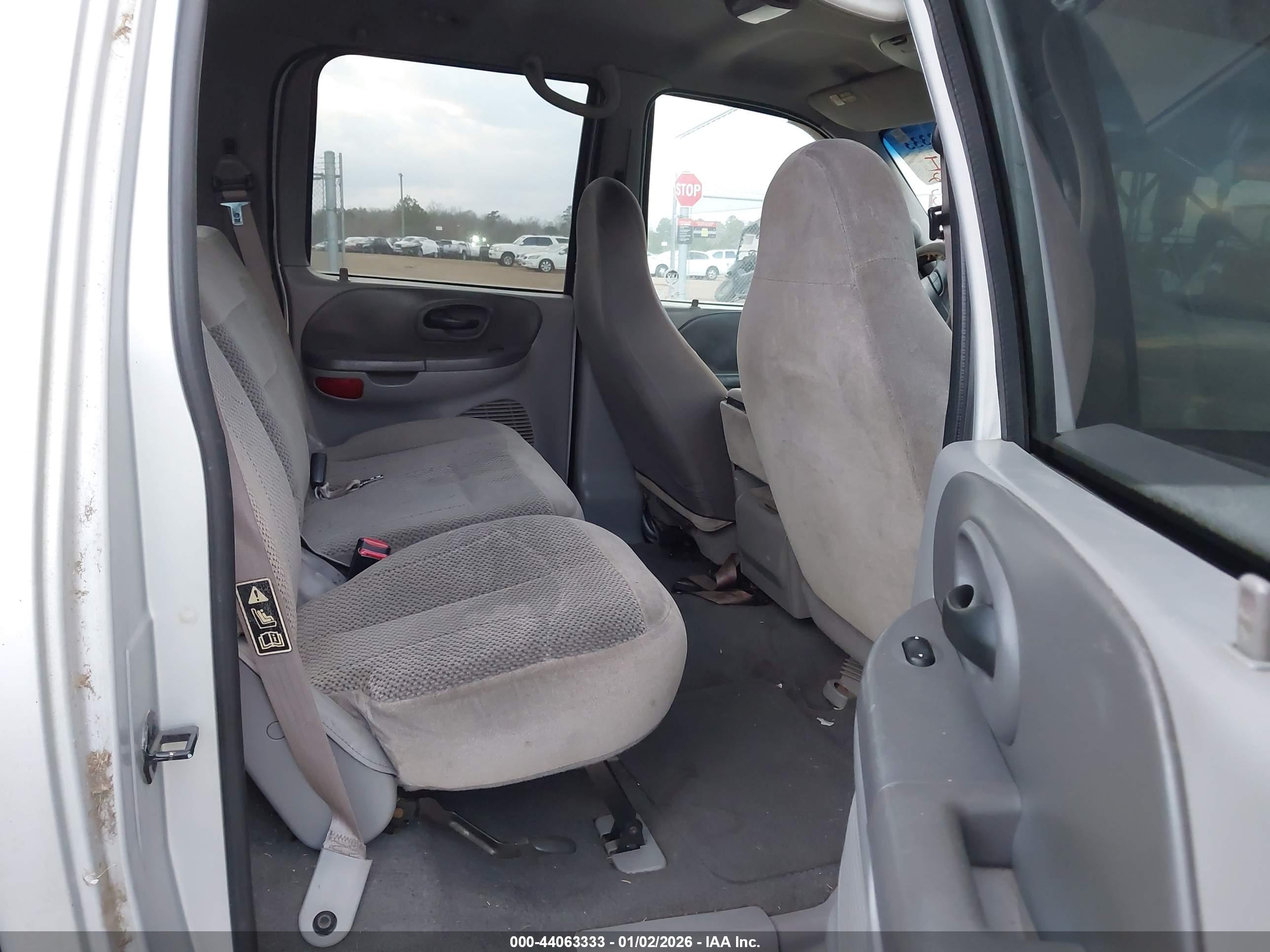 FORD F-150 image 8