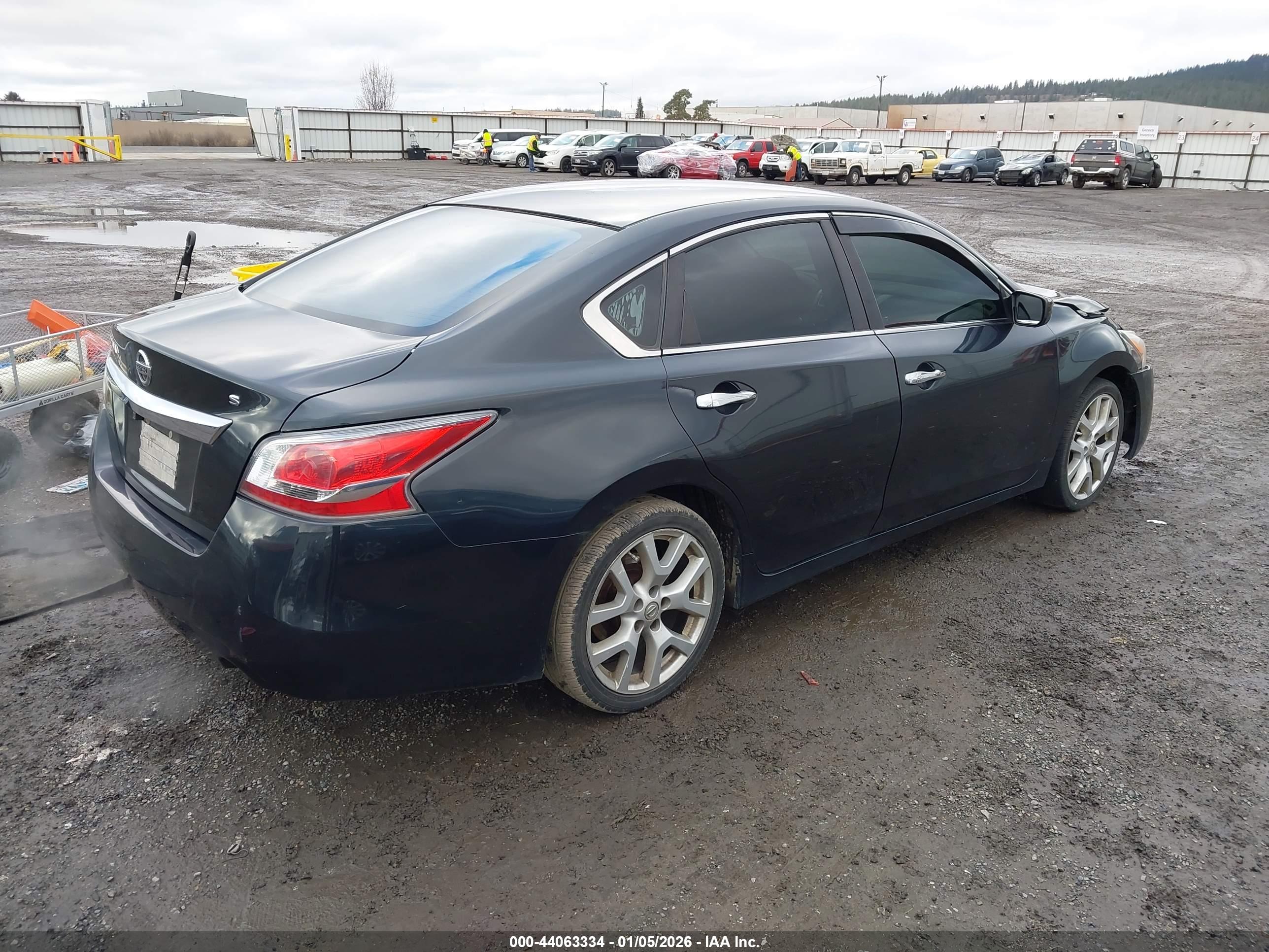 NISSAN ALTIMA image 4