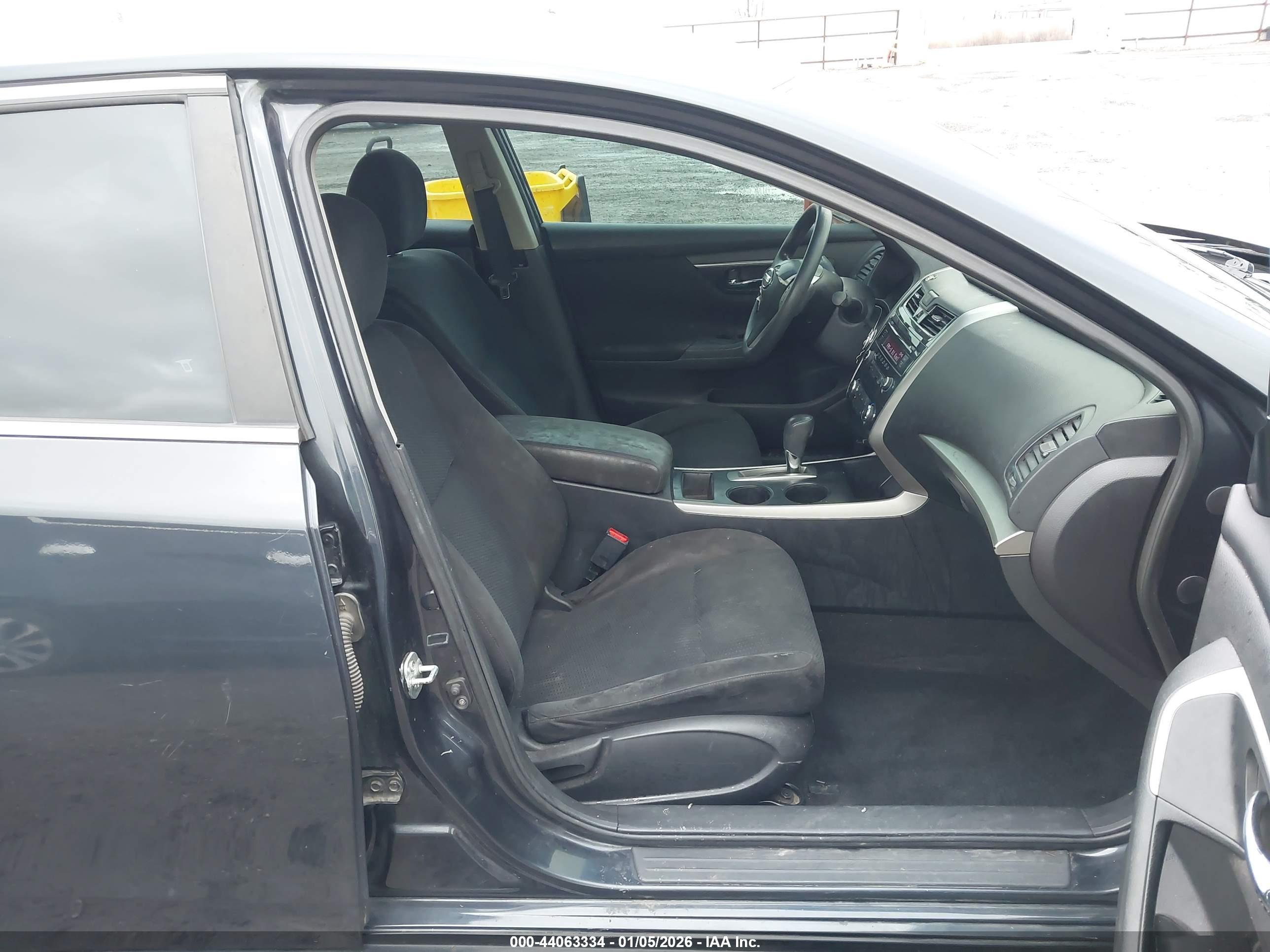 NISSAN ALTIMA image 5