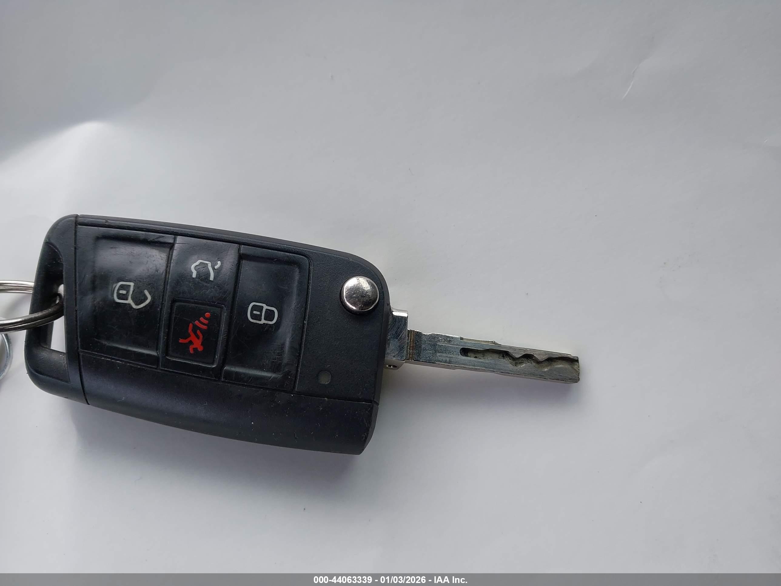 VOLKSWAGEN TIGUAN image 11