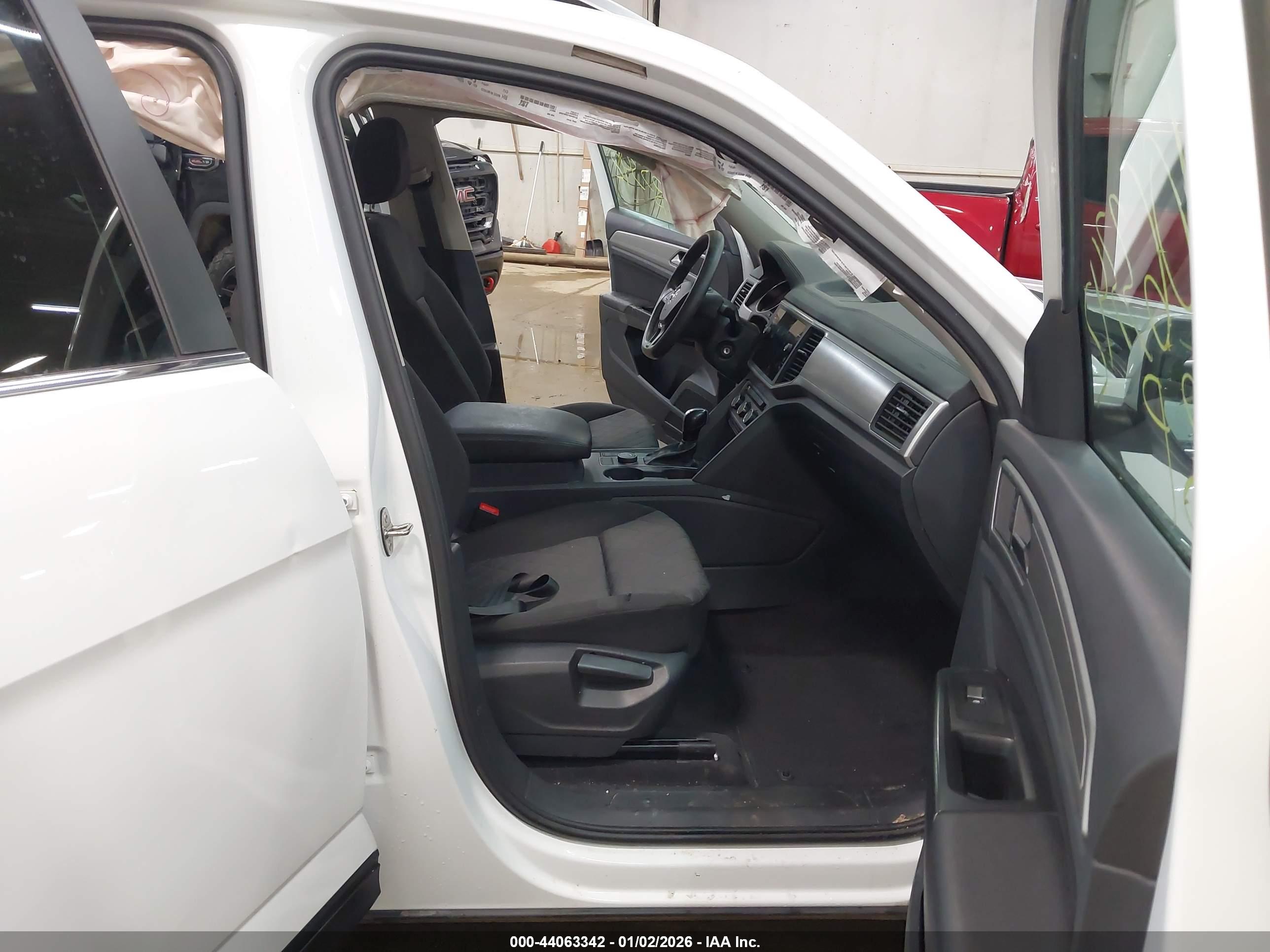 VOLKSWAGEN ATLAS image 5