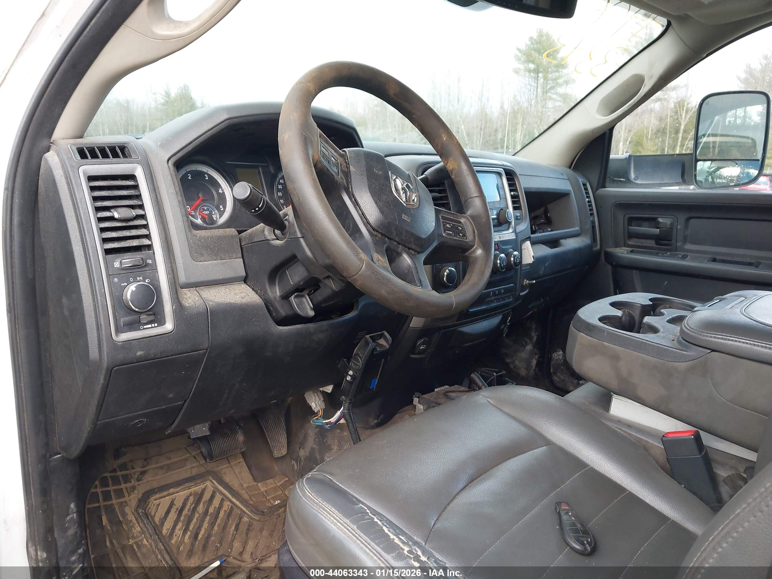 RAM 5500 image 7