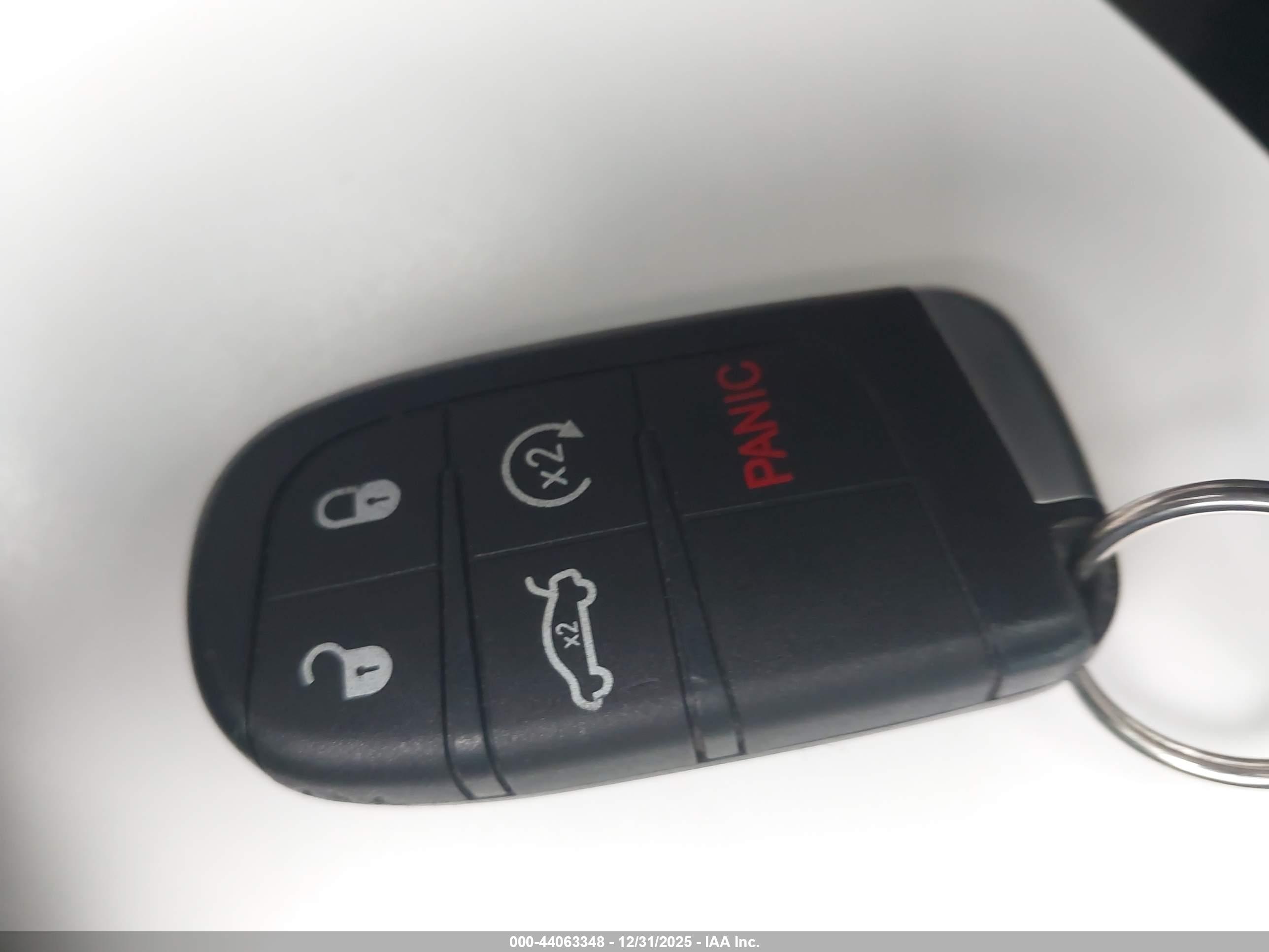 JEEP CHEROKEE image 11
