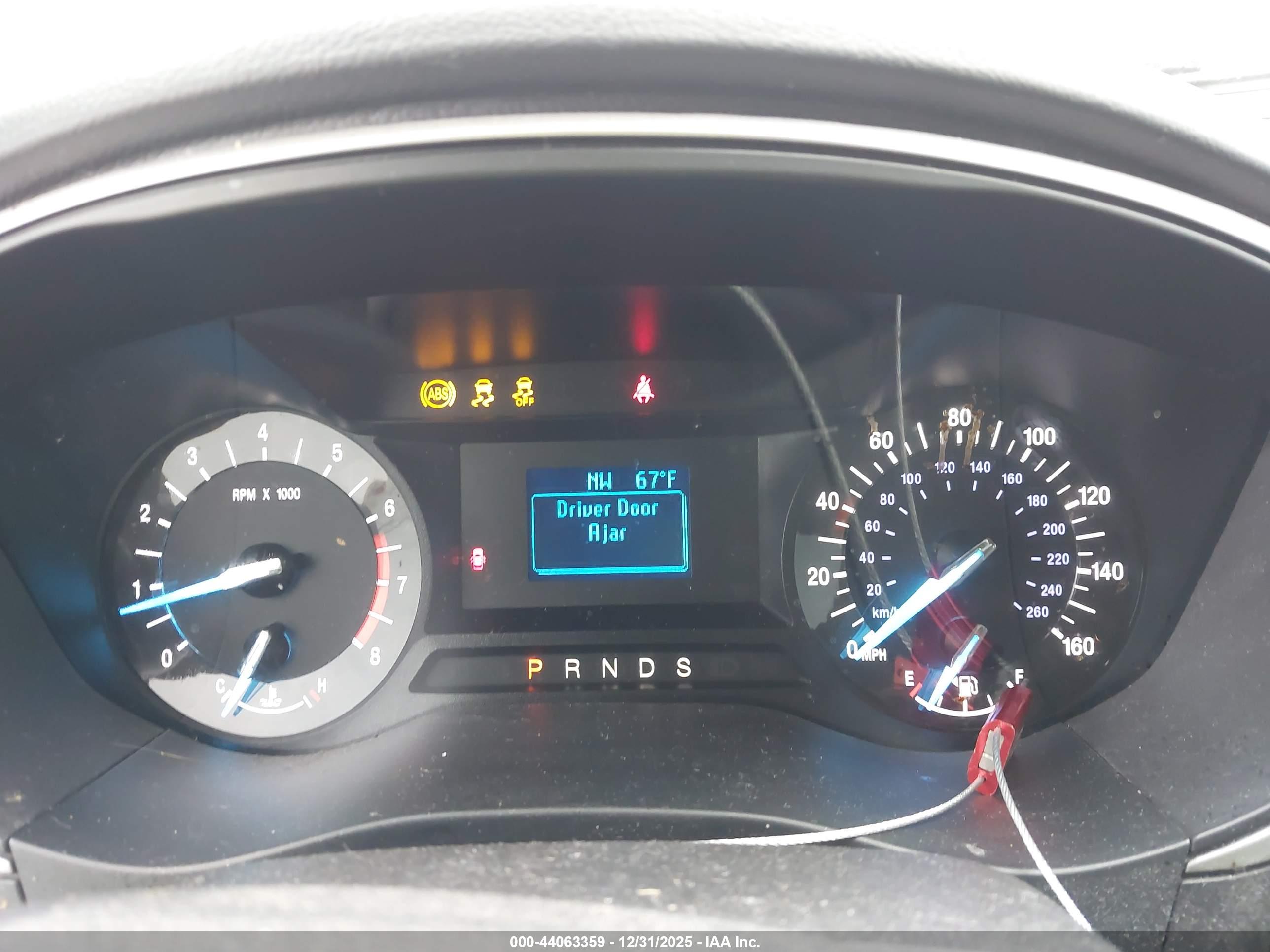 FORD FUSION image 7