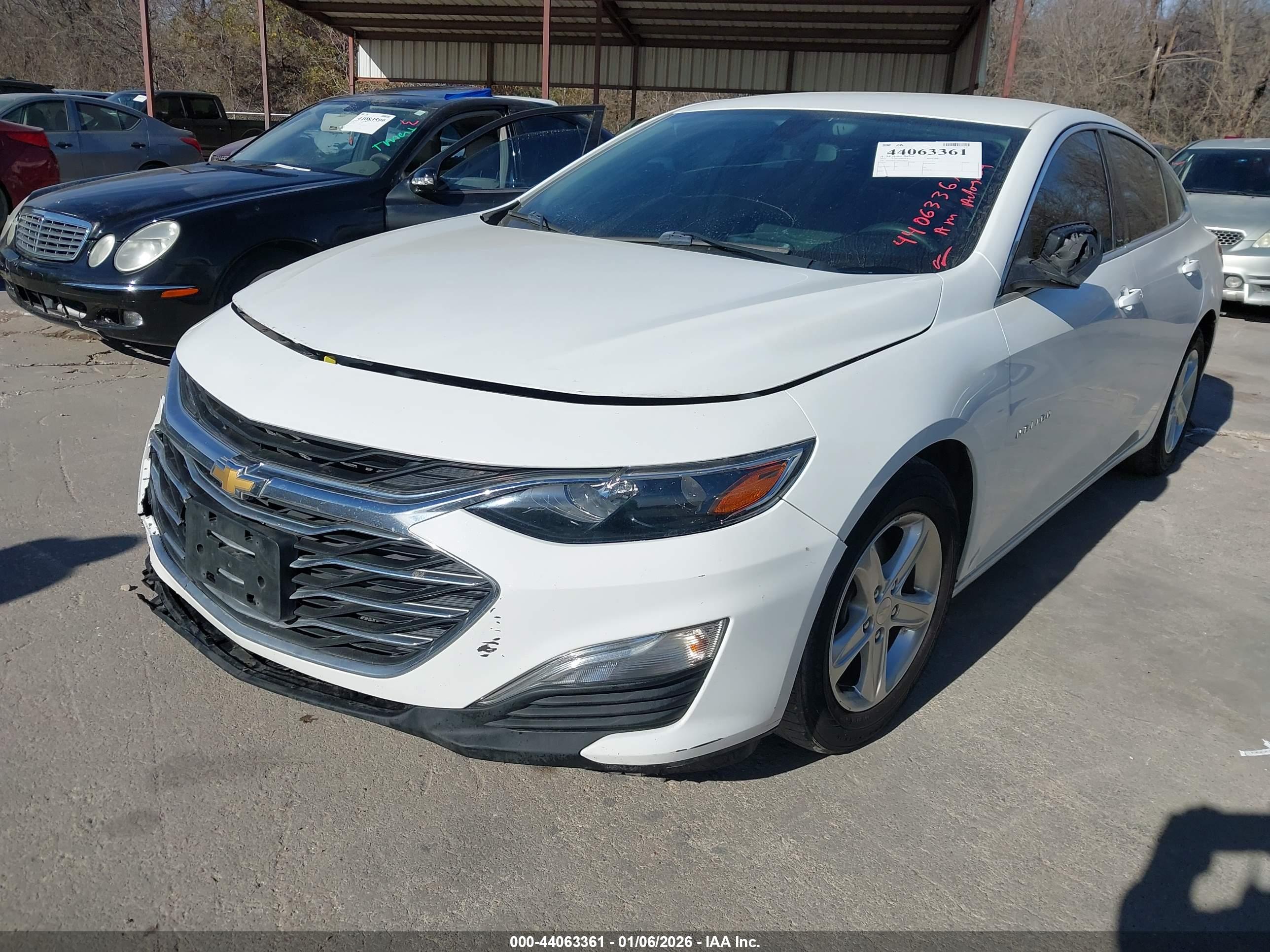 CHEVROLET MALIBU image 2