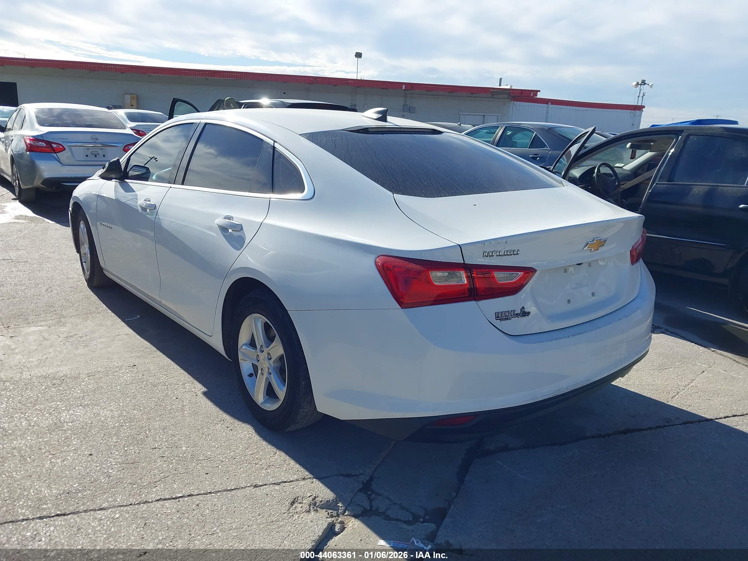 CHEVROLET MALIBU image 3
