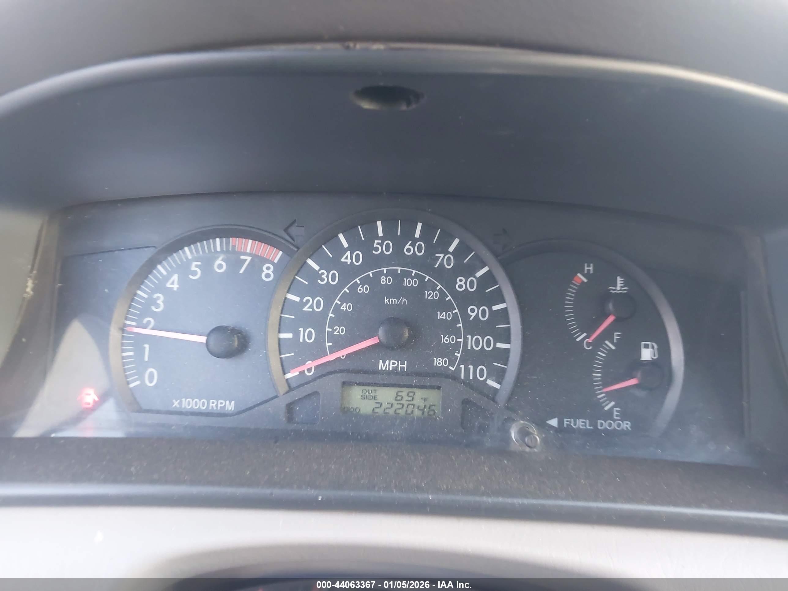 TOYOTA COROLLA image 7