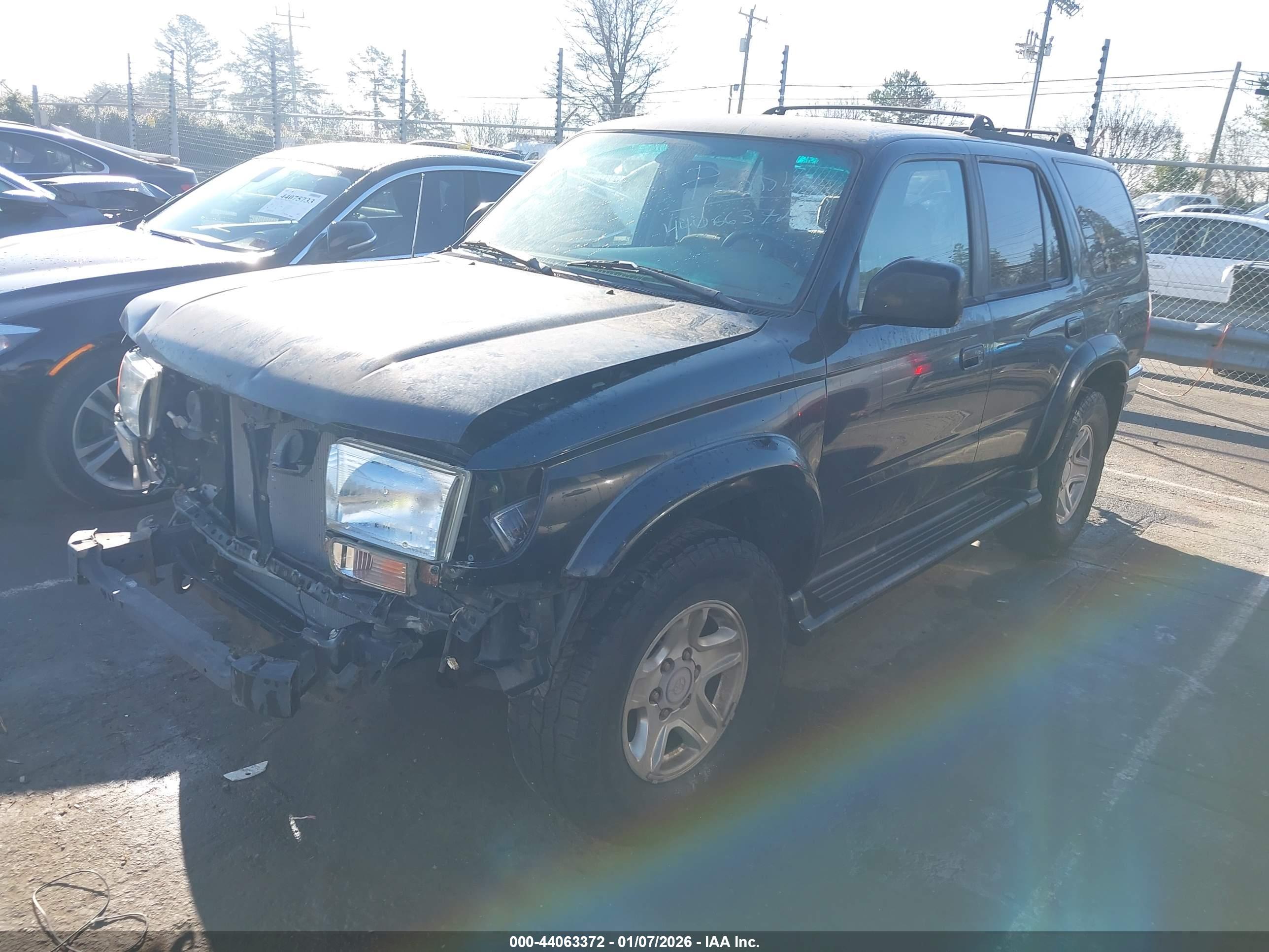 TOYOTA 4RUNNER image 2