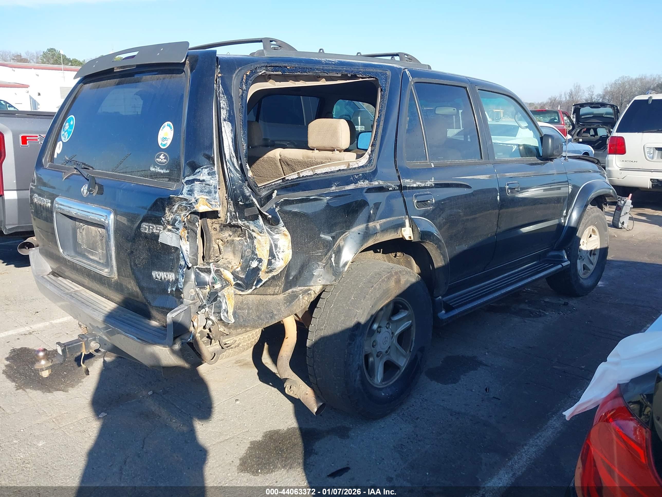 TOYOTA 4RUNNER image 6