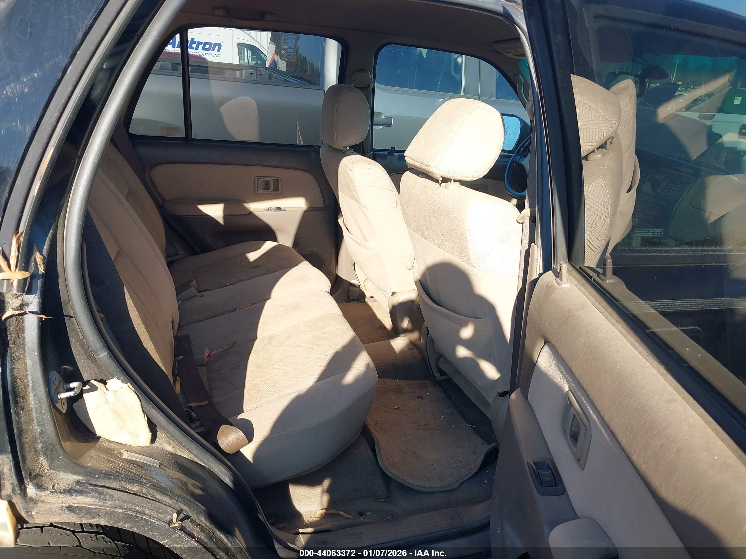 TOYOTA 4RUNNER image 8