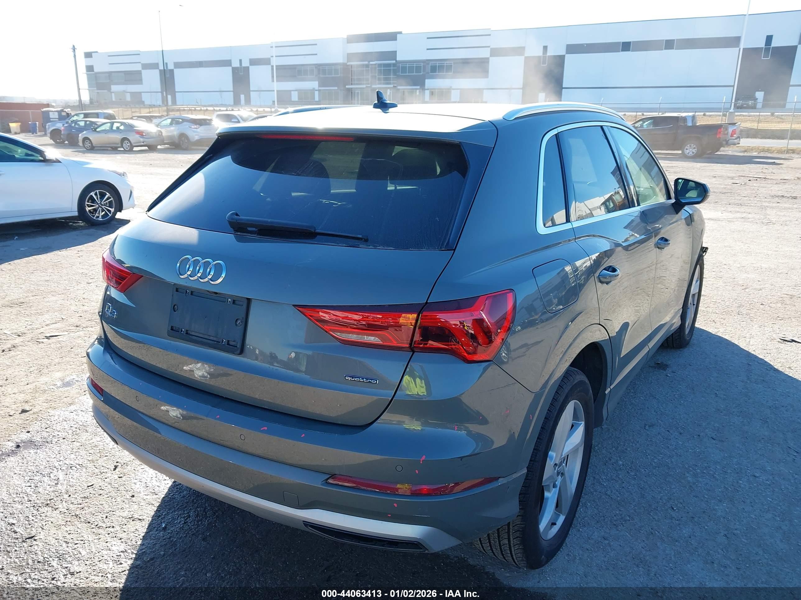 AUDI Q3 image 4