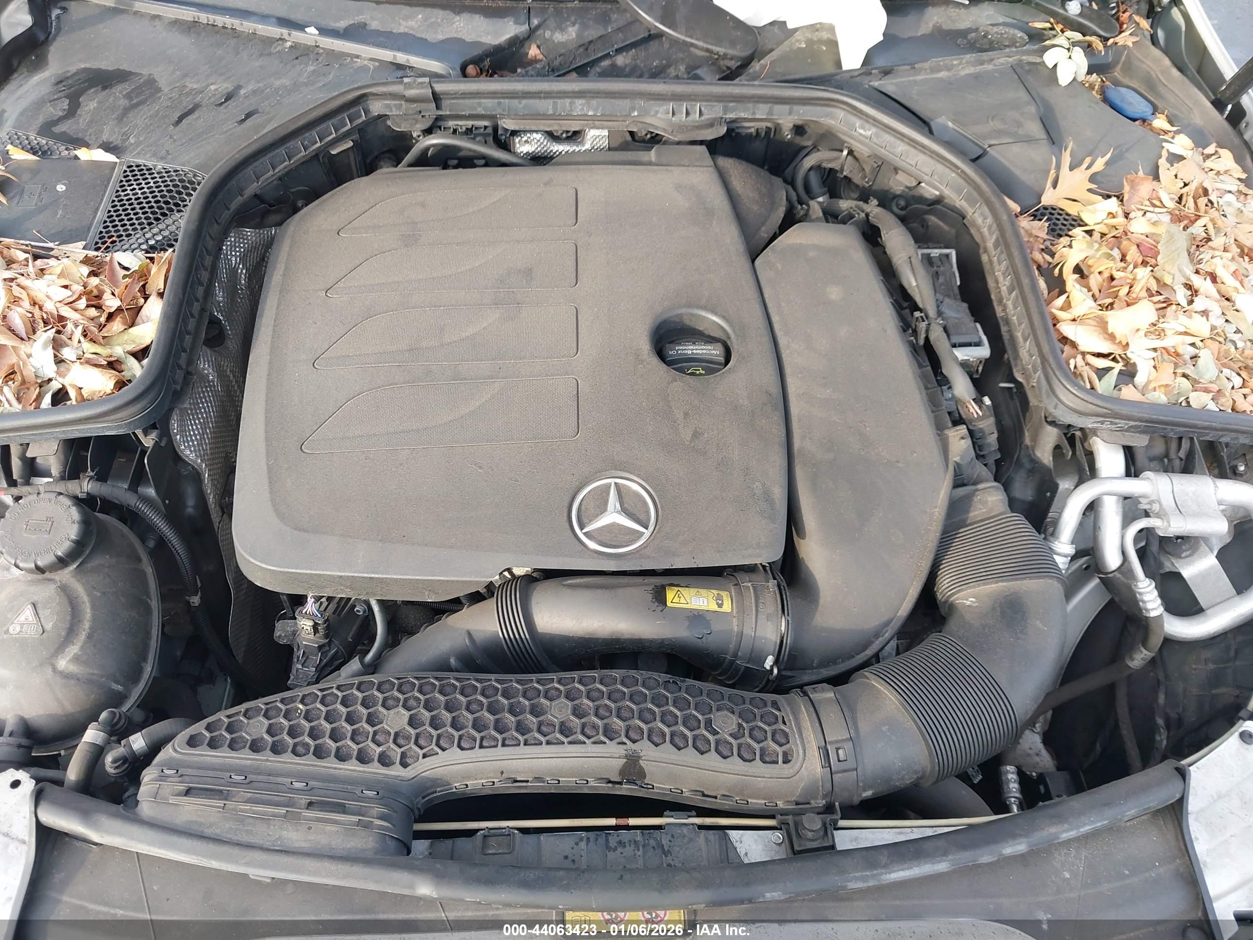 MERCEDES-BENZ C image 10
