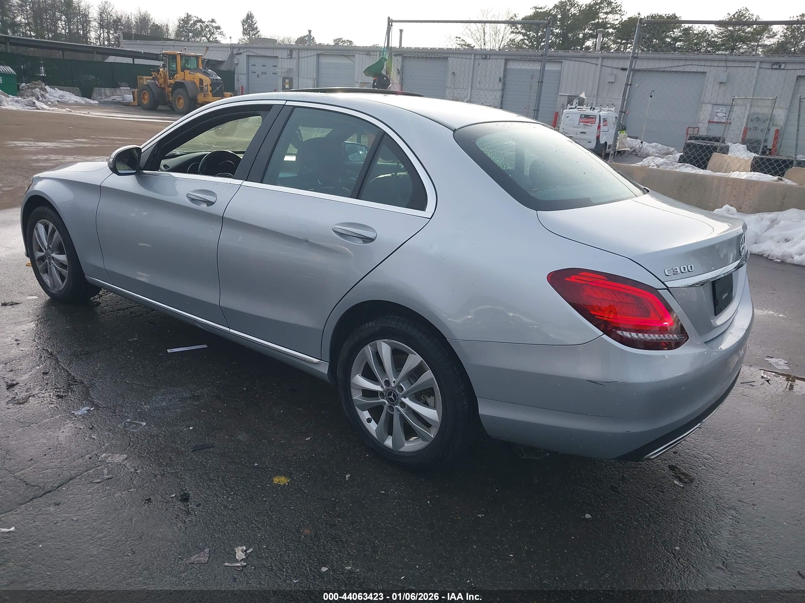 MERCEDES-BENZ C image 3