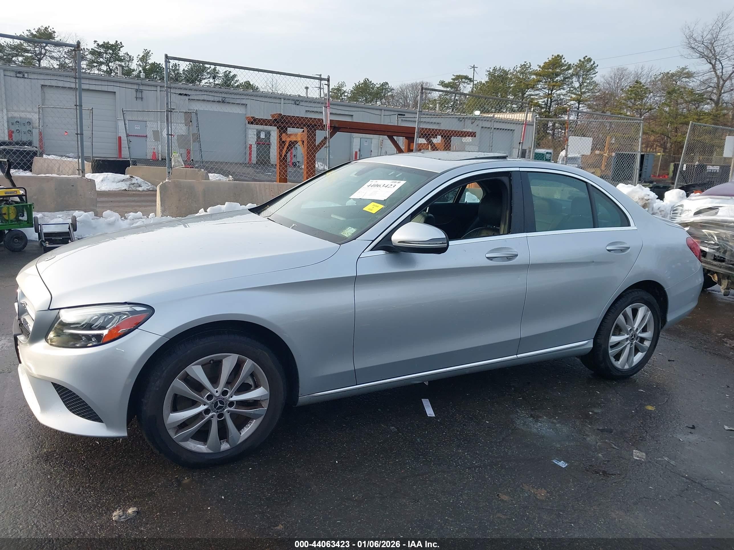 MERCEDES-BENZ C image 6