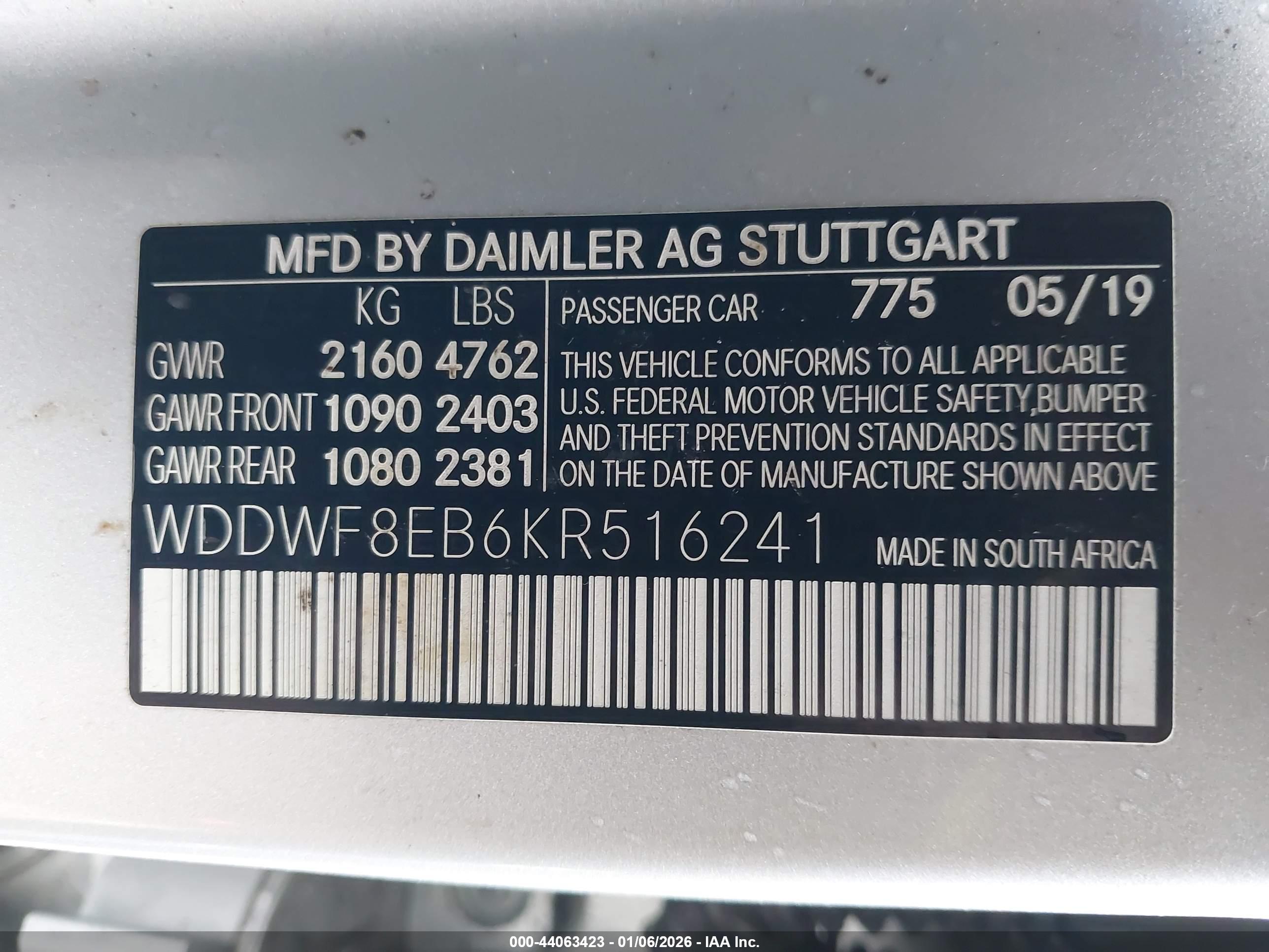 MERCEDES-BENZ C image 9