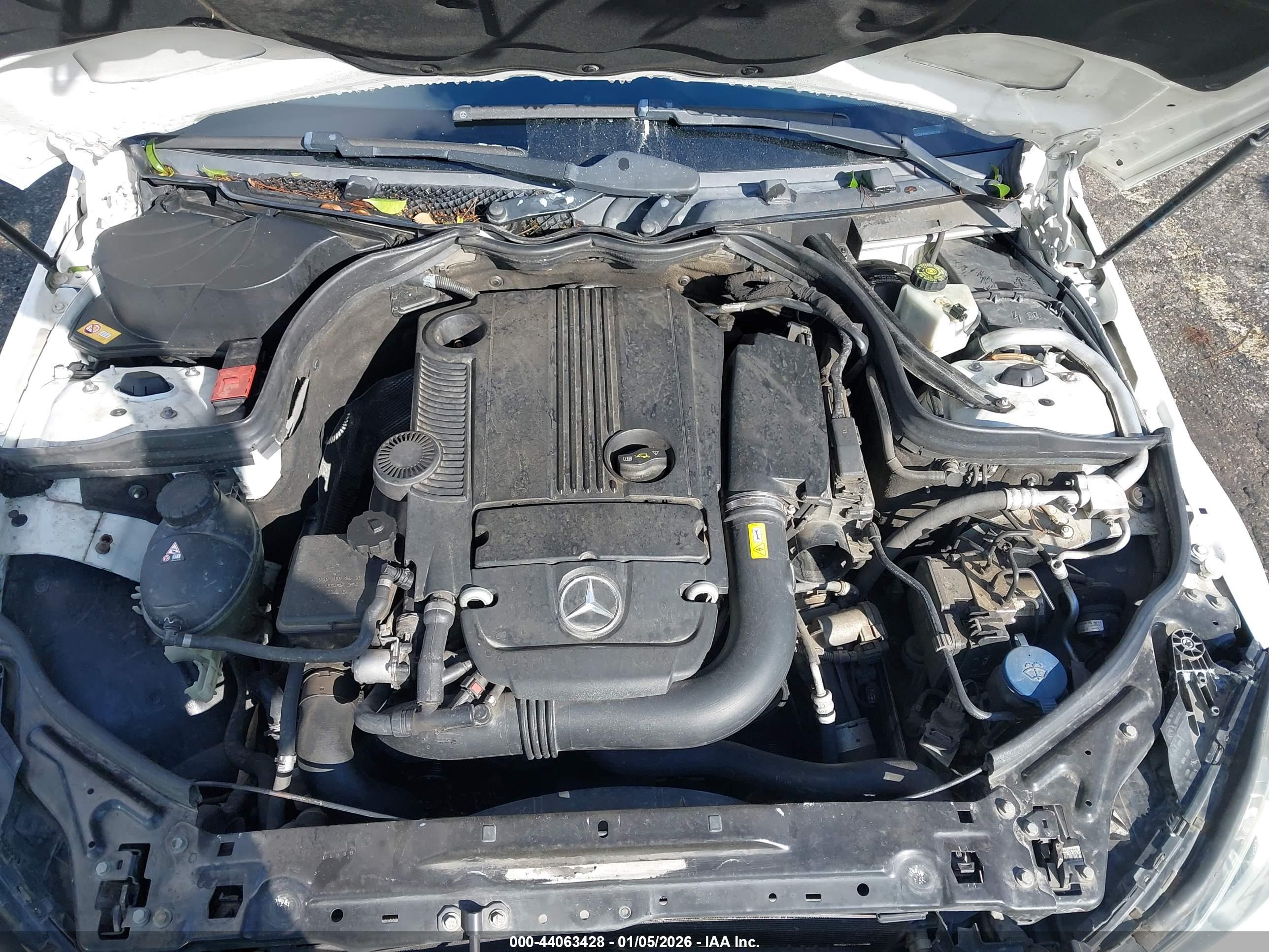 MERCEDES-BENZ C image 10