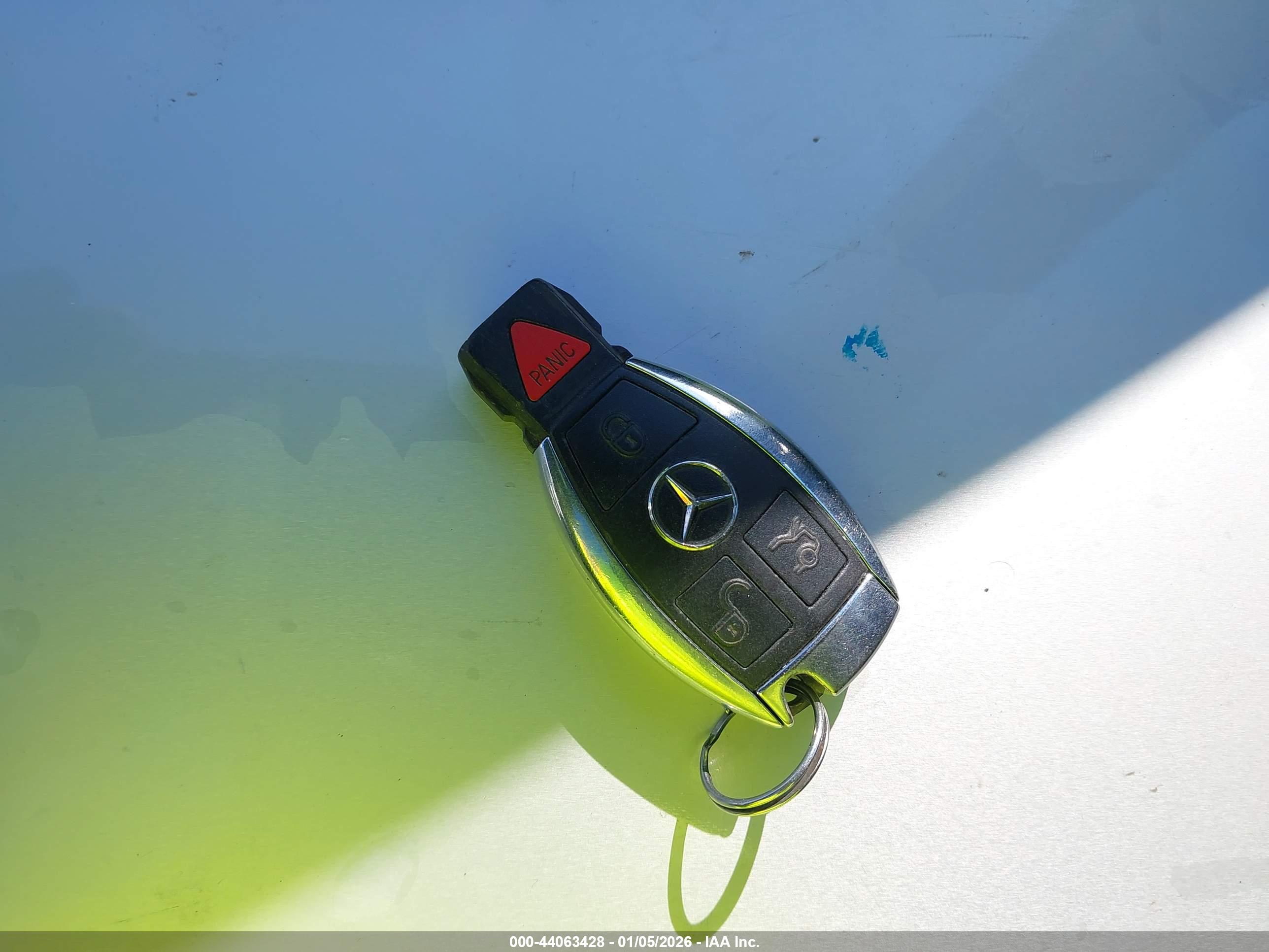 MERCEDES-BENZ C image 11