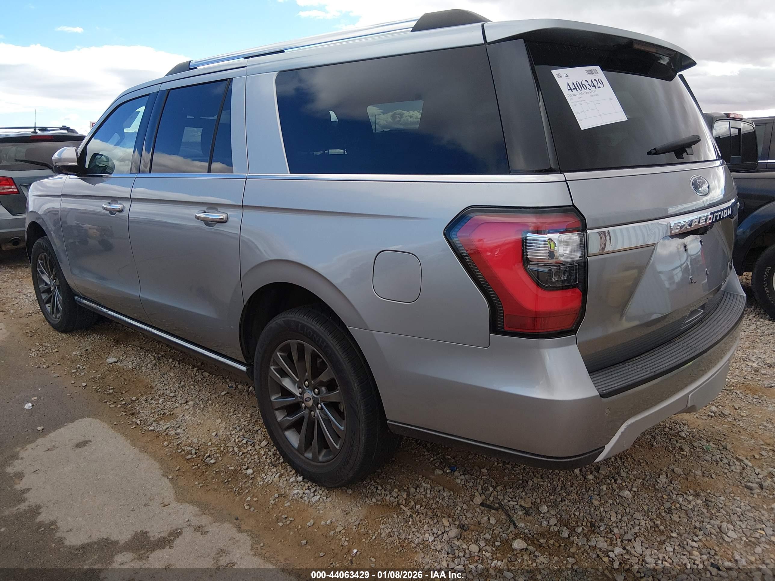 FORD EXPEDITION image 3