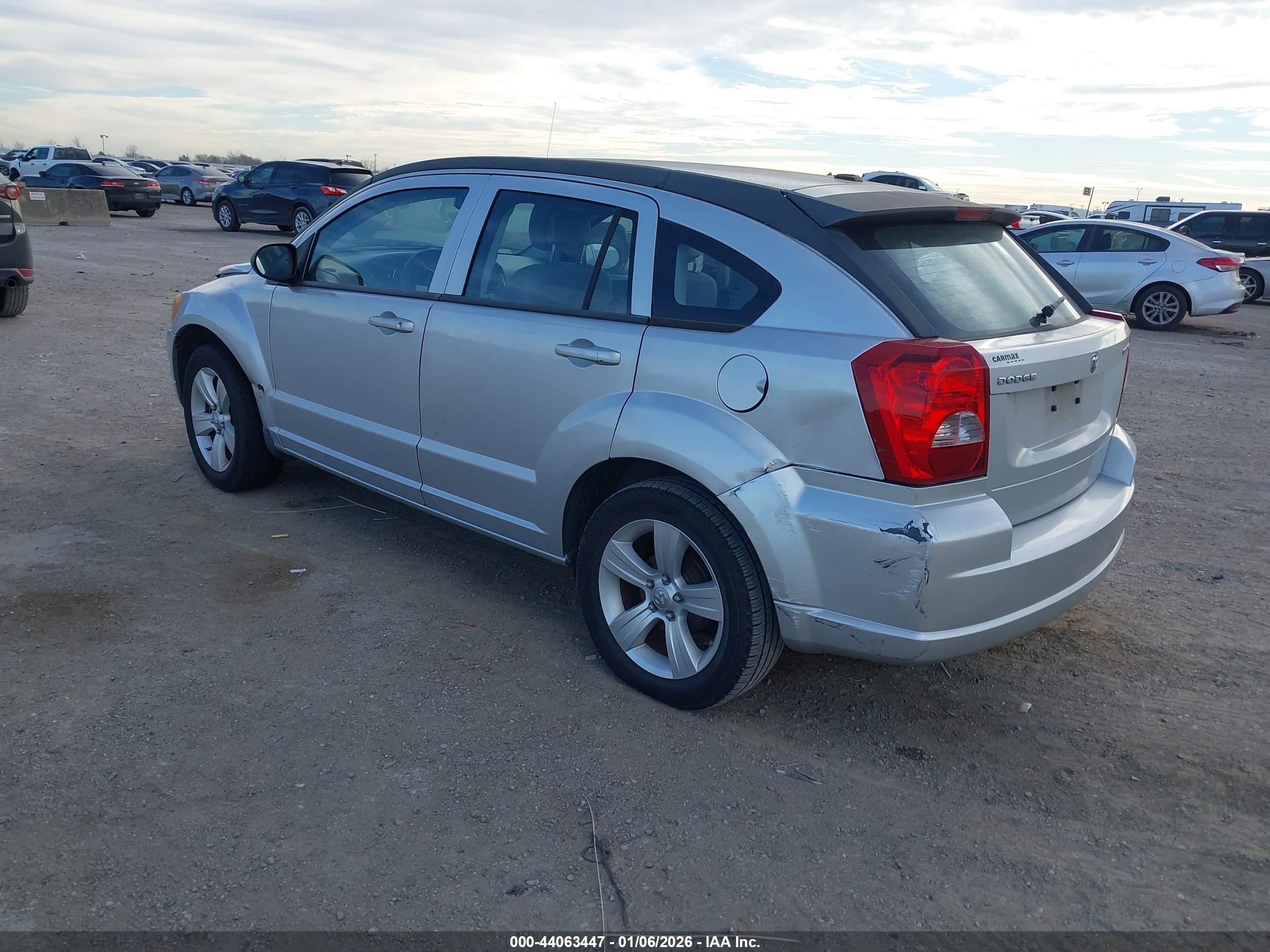 DODGE CALIBER image 3
