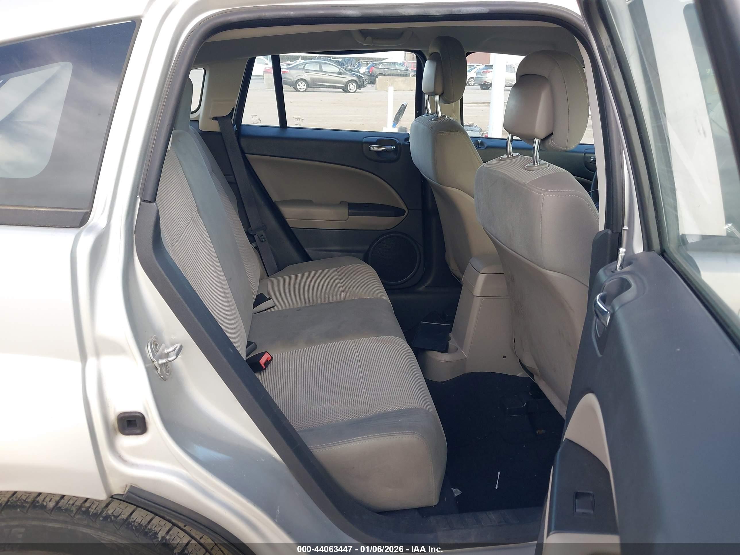 DODGE CALIBER image 8