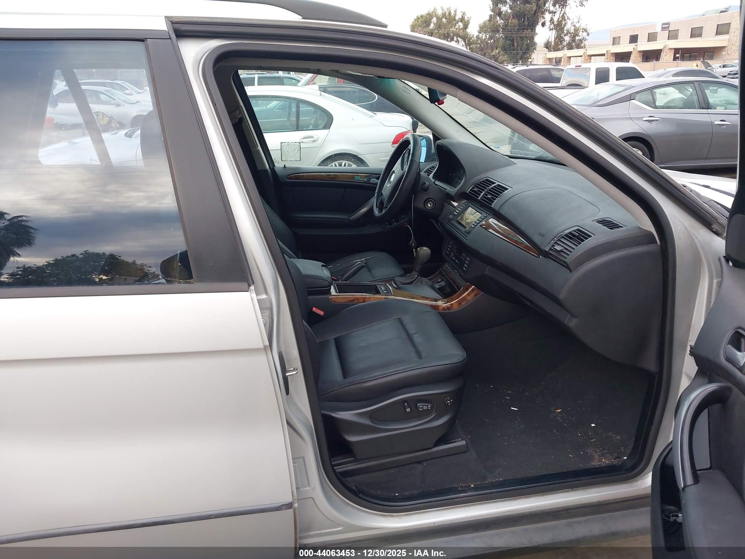 BMW X5 image 5