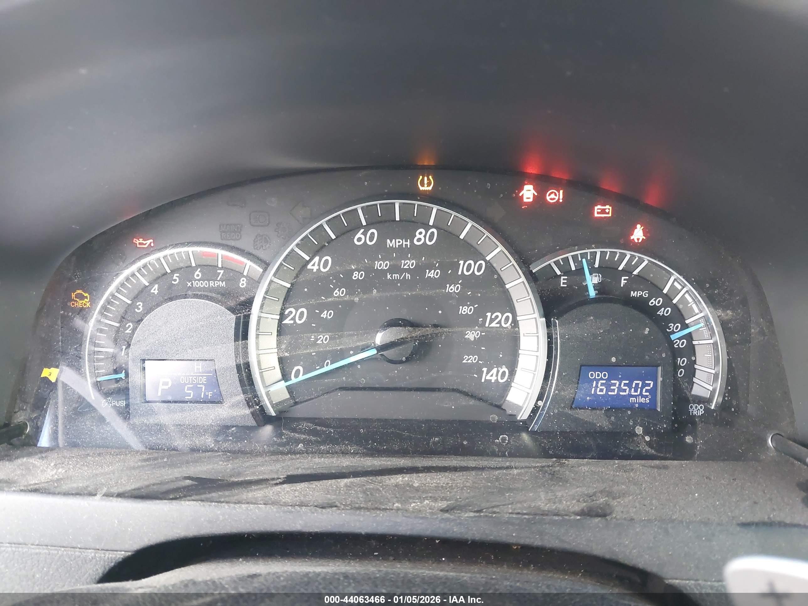 TOYOTA CAMRY image 7
